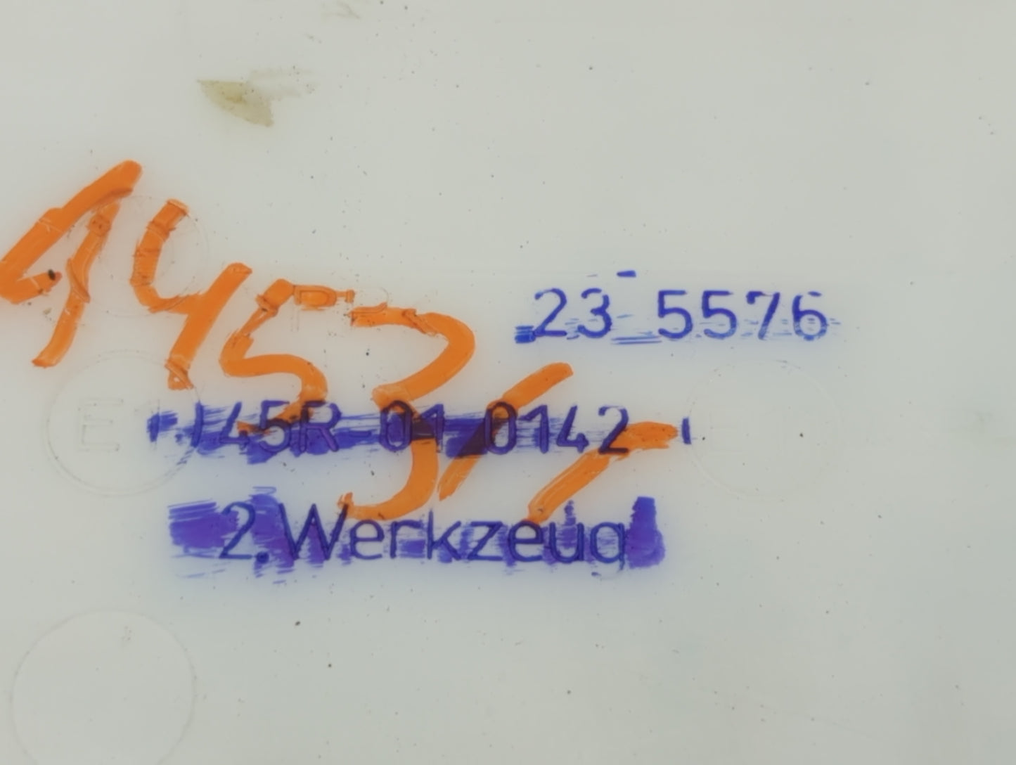 Bmw 320i Windshield Washer Fluid Reservoir Bottle Oem - Oemusedautoparts1.com