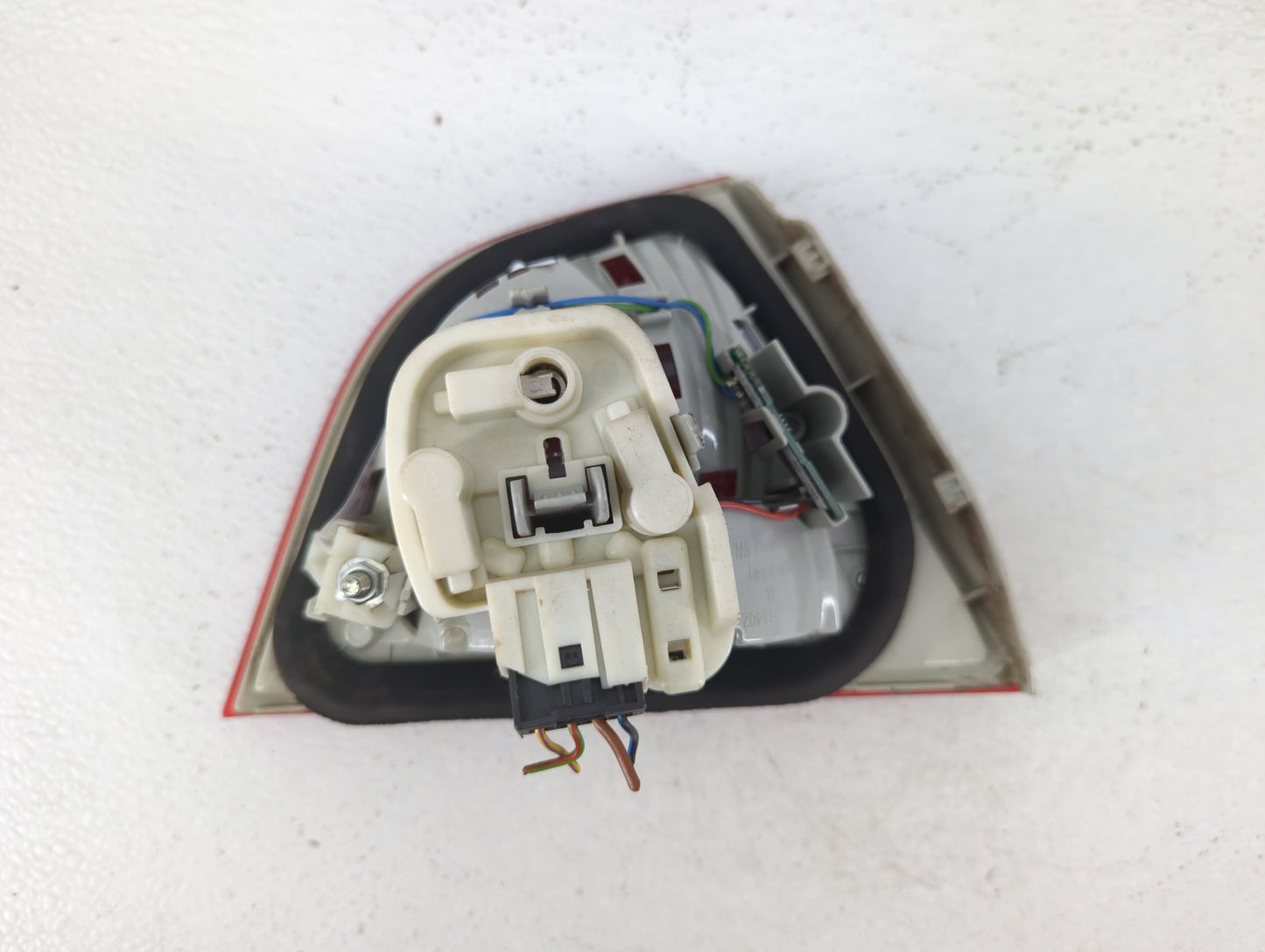 2009-2011 Bmw 323i Tail Light Assembly Passenger Right OEM P/N:7289428 AI Fits Fits 2009 2010 2011 OEM Used Auto Parts - Oem