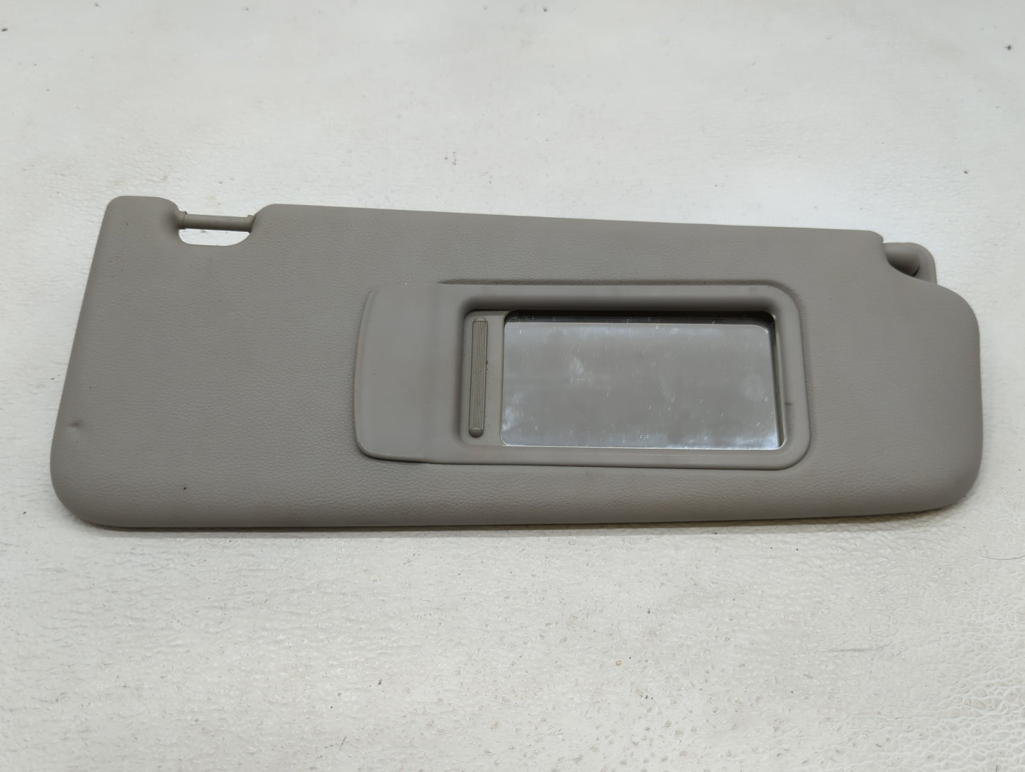 2006-2011 Bmw 323i Sun Visor Shade Replacement Passenger Right Mirror Fits OEM Used Auto Parts - Oemusedautoparts1.com