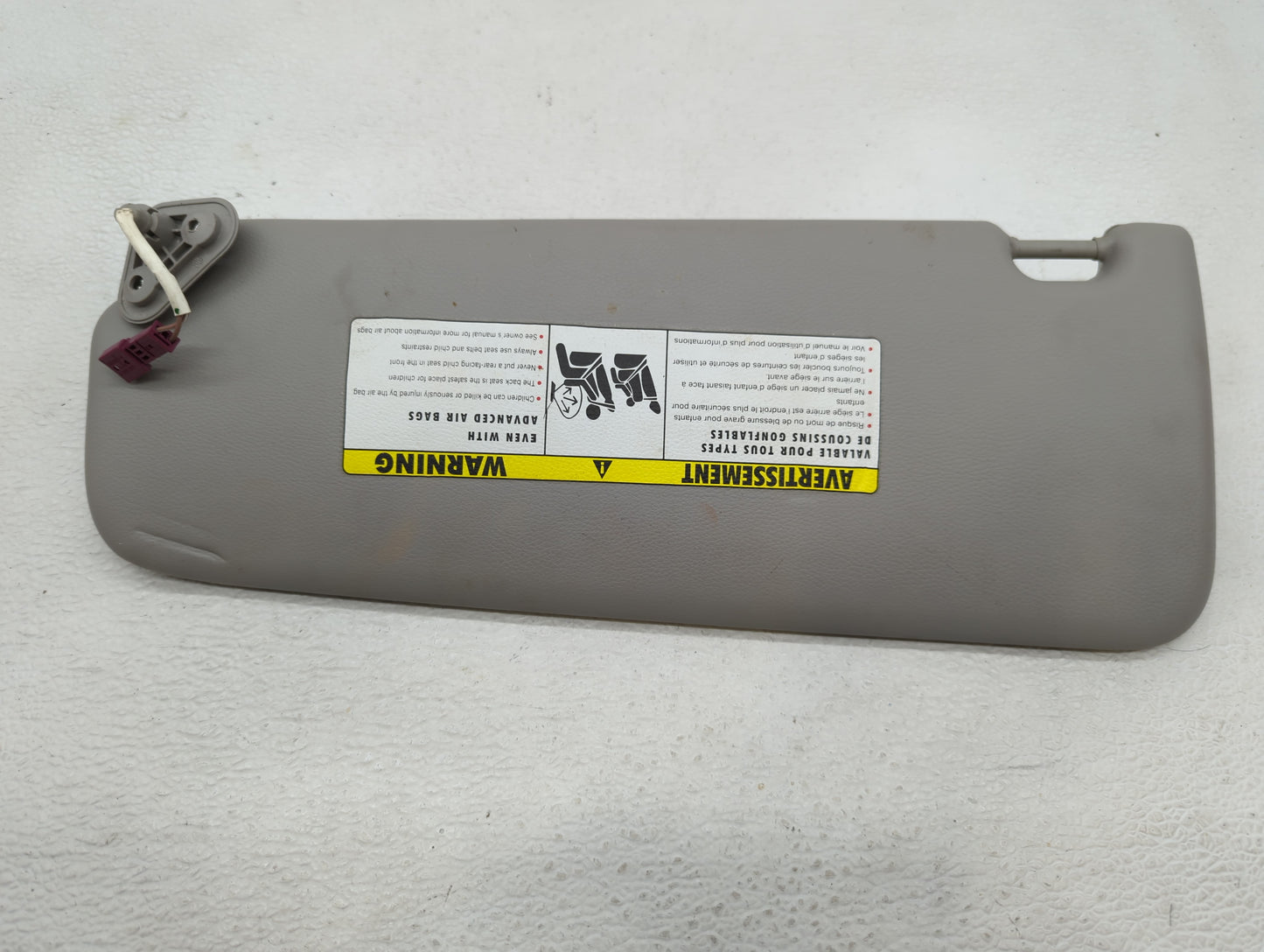 2006-2011 Bmw 323i Sun Visor Shade Replacement Passenger Right Mirror Fits OEM Used Auto Parts - Oemusedautoparts1.com