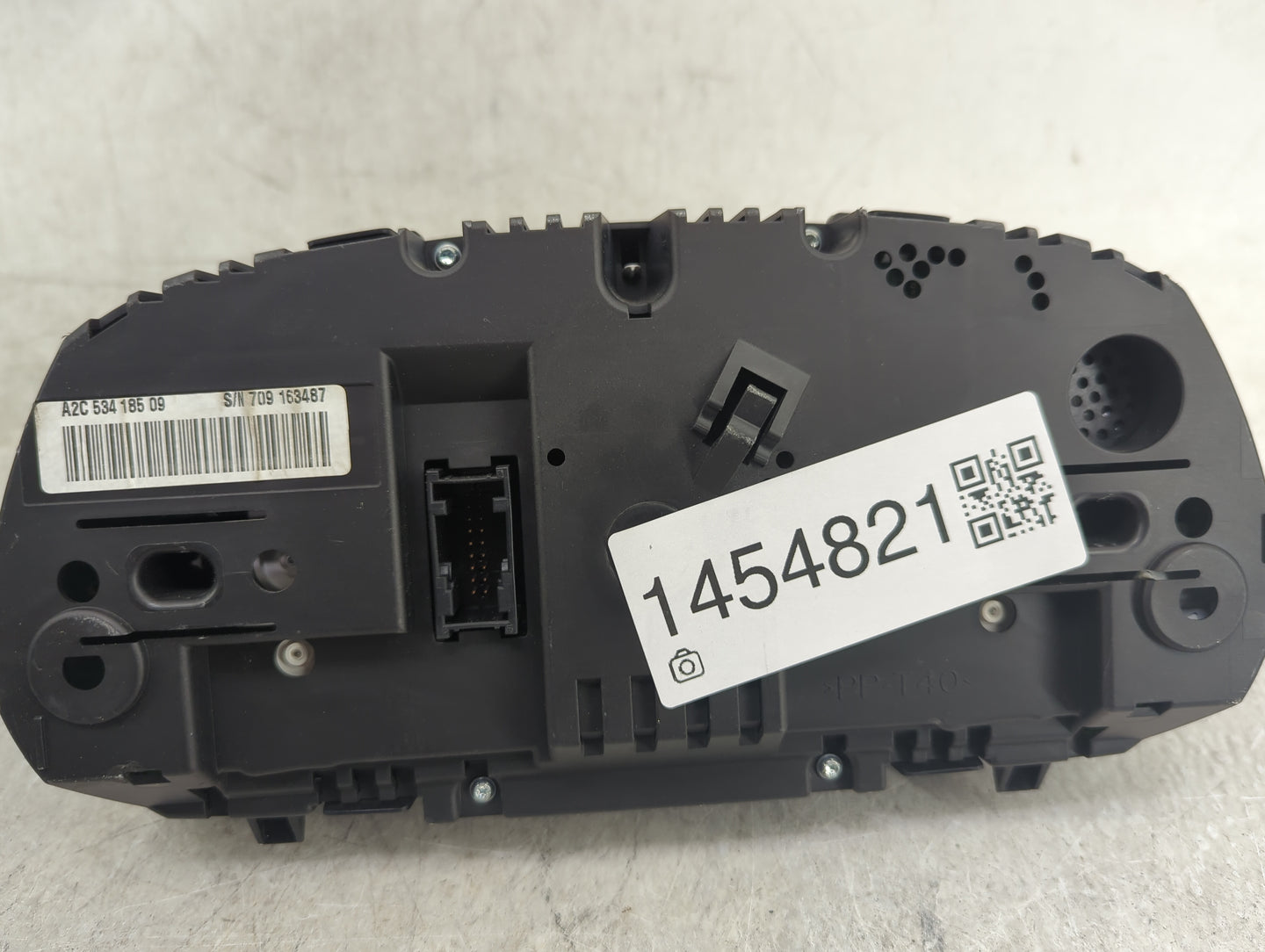 2011-2013 Bmw 328 Instrument Cluster Speedometer Gauges P/N:9242370-01 A2C53418509, A2C53284014 Miles: Fits Fits 2011 2012 2