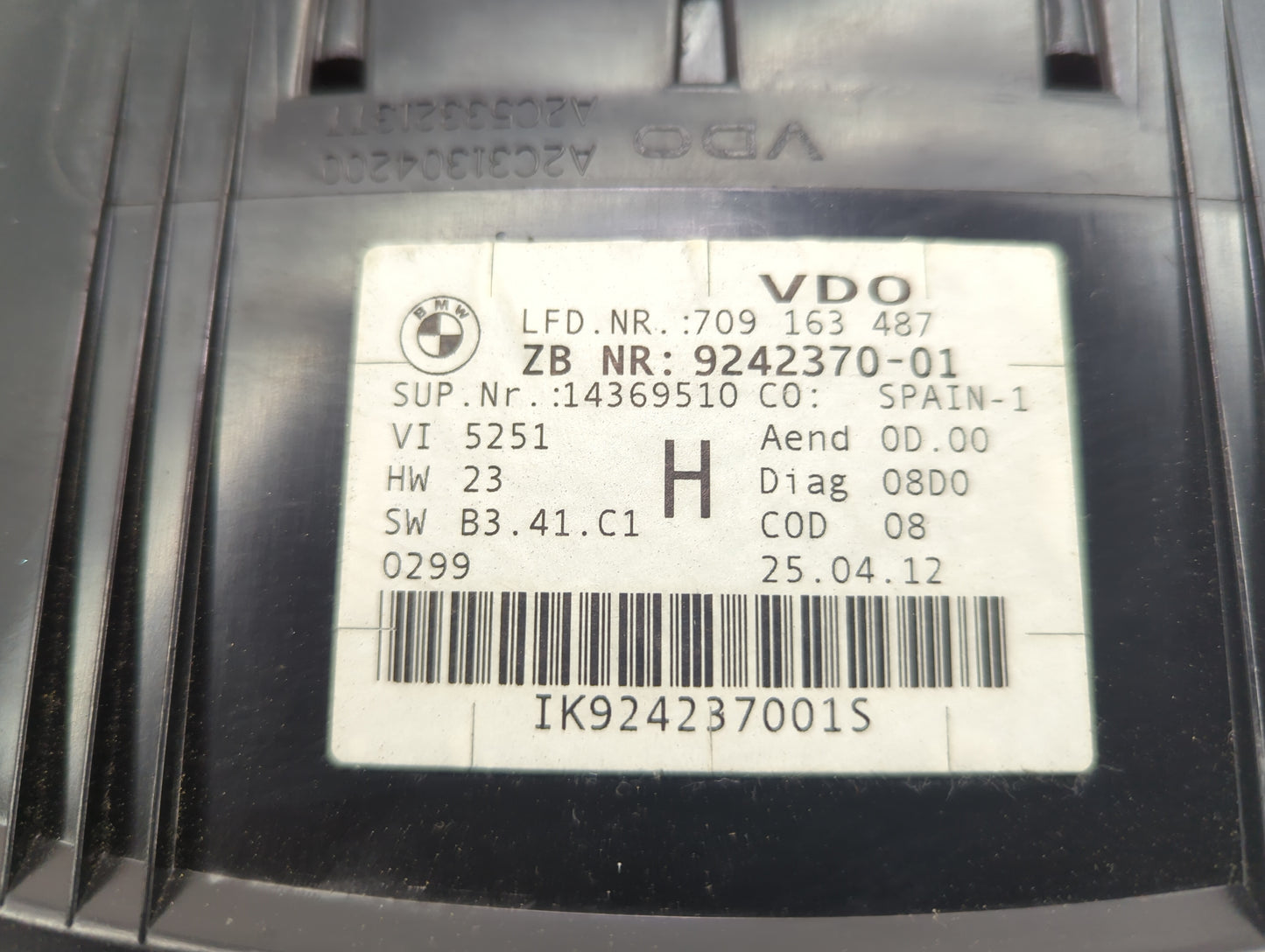 2011-2013 Bmw 328 Instrument Cluster Speedometer Gauges P/N:9242370-01 A2C53418509, A2C53284014 Miles: Fits Fits 2011 2012 2