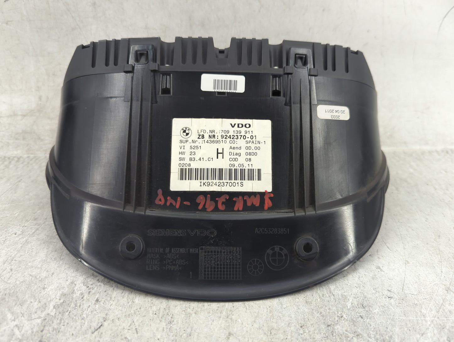 2011-2013 Bmw 328 Instrument Cluster Speedometer Gauges P/N:9242370-01 A2C 534 185 09, 14369510 Miles: Fits Fits 2011 2012 2