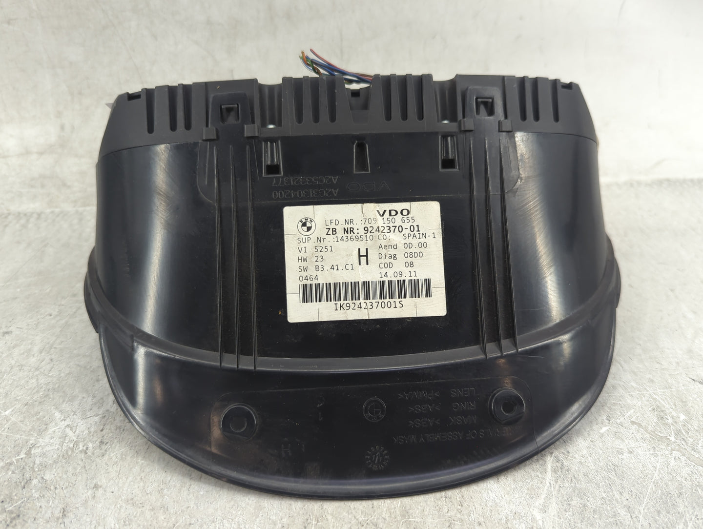 2011-2013 Bmw 328 Instrument Cluster Speedometer Gauges P/N:9242370-01 A2C 534 185 09, 14369510 Miles: Fits Fits 2011 2012 2