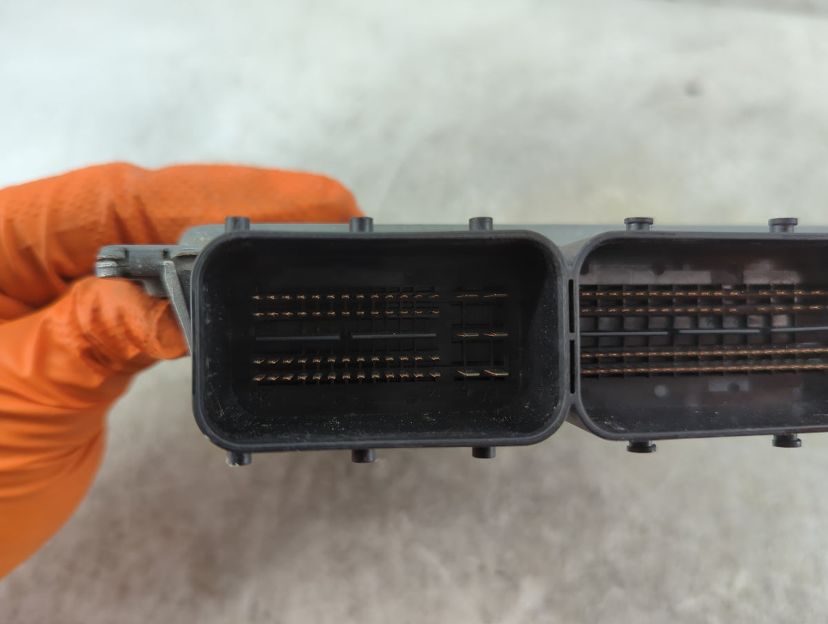 2011-2013 Bmw 328 PCM Engine Control Computer ECU ECM PCU OEM P/N:7609656 DME MSV80.0, 5WK91154 Fits Fits 2010 2011 2012 201