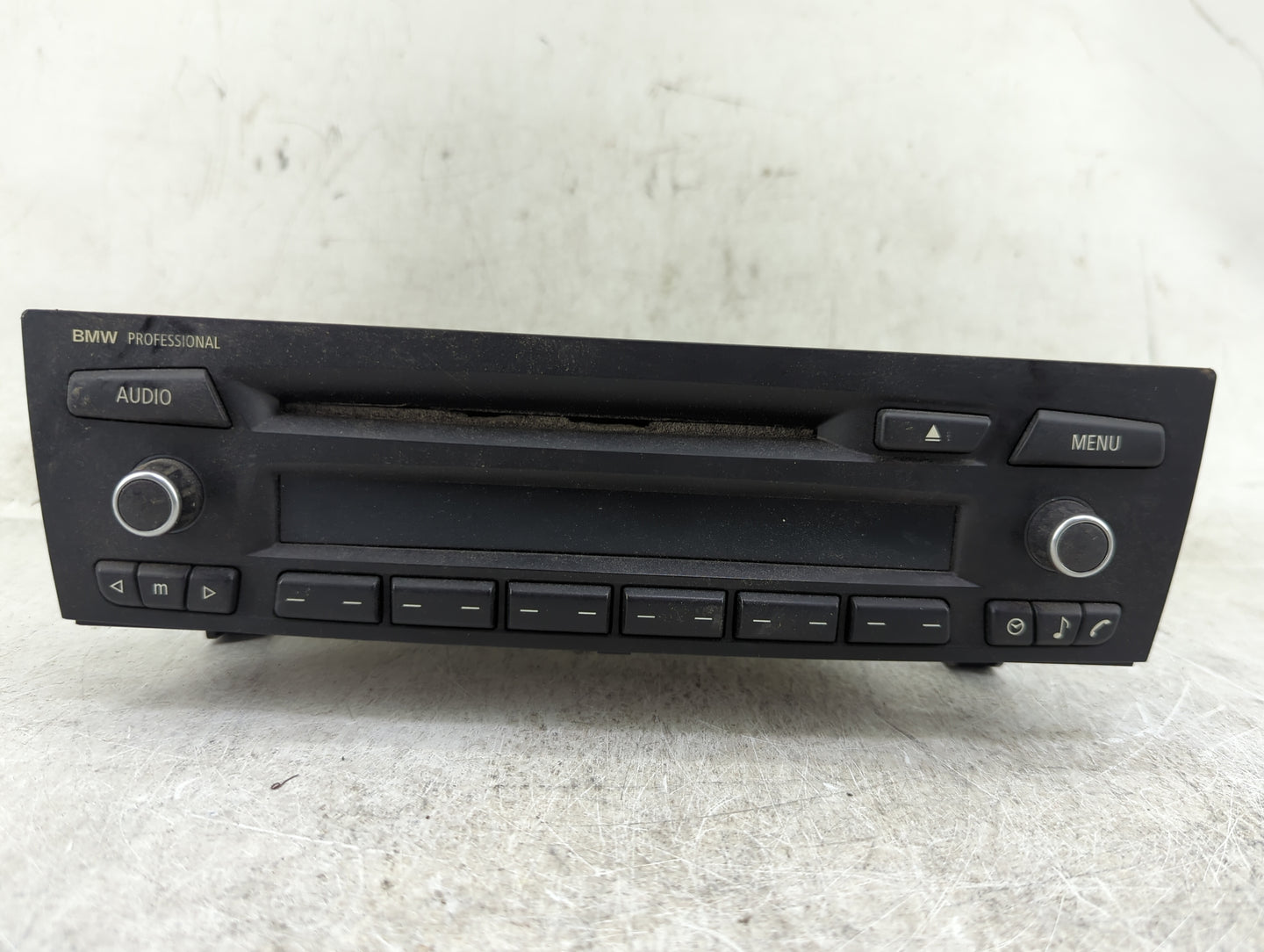 2010-2013 Bmw 328i Radio AM FM Cd Player Receiver Replacement P/N:6512 9242505-01 9242505 Fits OEM Used Auto Parts - Oemused