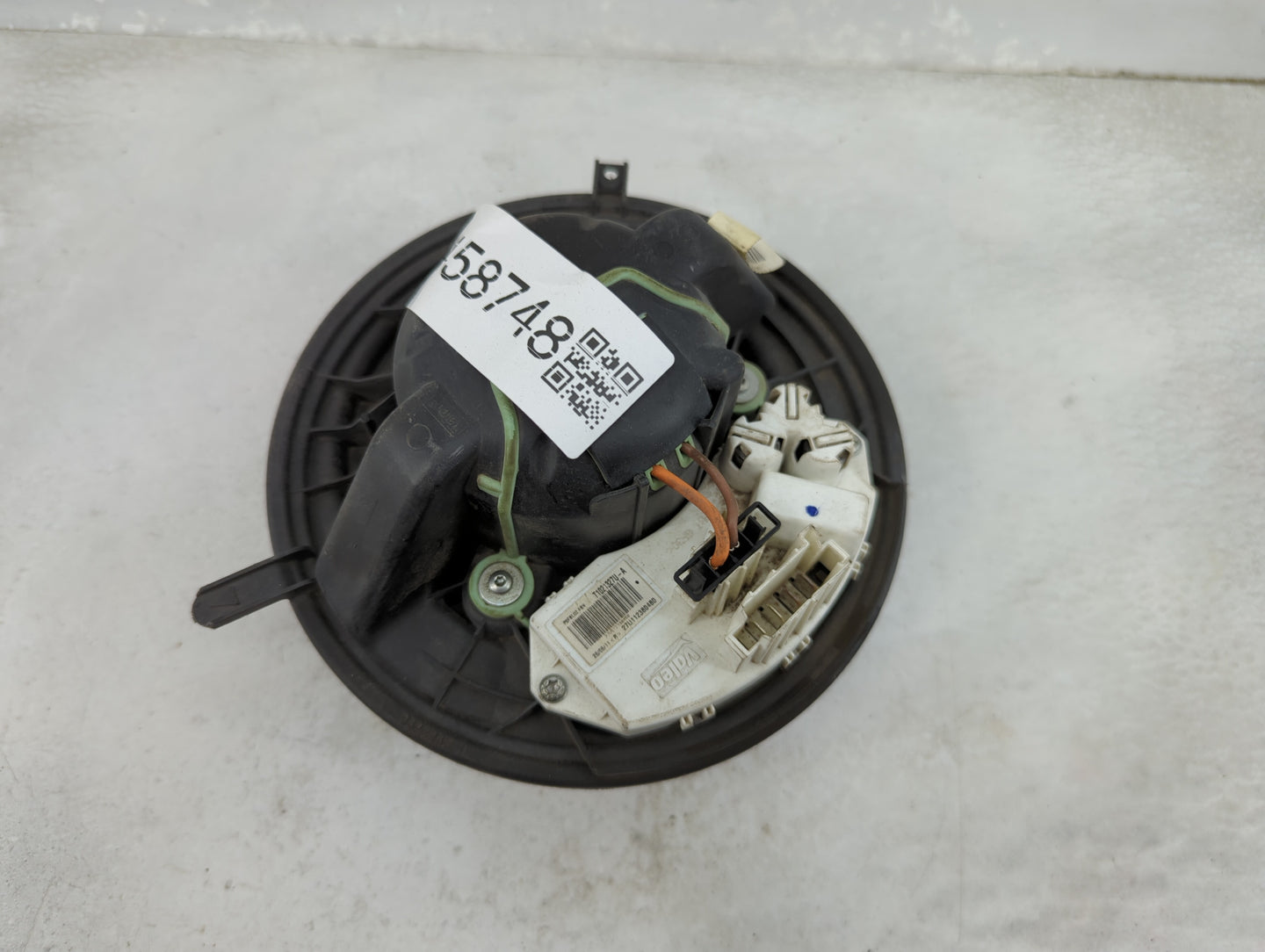 2007-2013 Bmw 328i Heater AC Blower Motor P/N:T1021327U-A P0F8L02F8N Fits OEM Used Auto Parts - Oemusedautoparts1.com