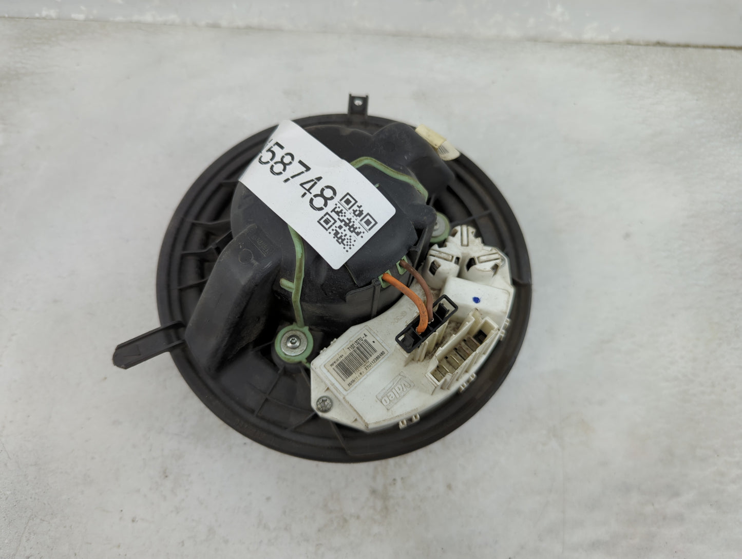 2007-2013 Bmw 328i Heater AC Blower Motor P/N:T1021327U-A P0F8L02F8N Fits OEM Used Auto Parts - Oemusedautoparts1.com