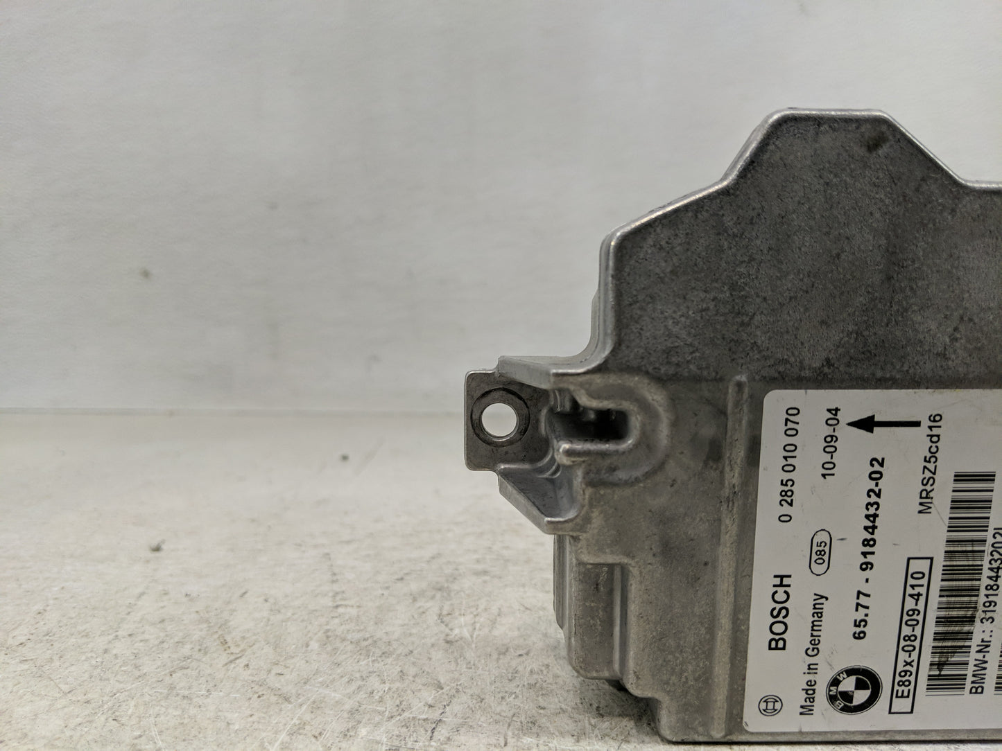 2011 Bmw 328i PCM Engine Control Computer ECU ECM PCU OEM P/N:0 285 010 070 Fits OEM Used Auto Parts - Oemusedautoparts1.com