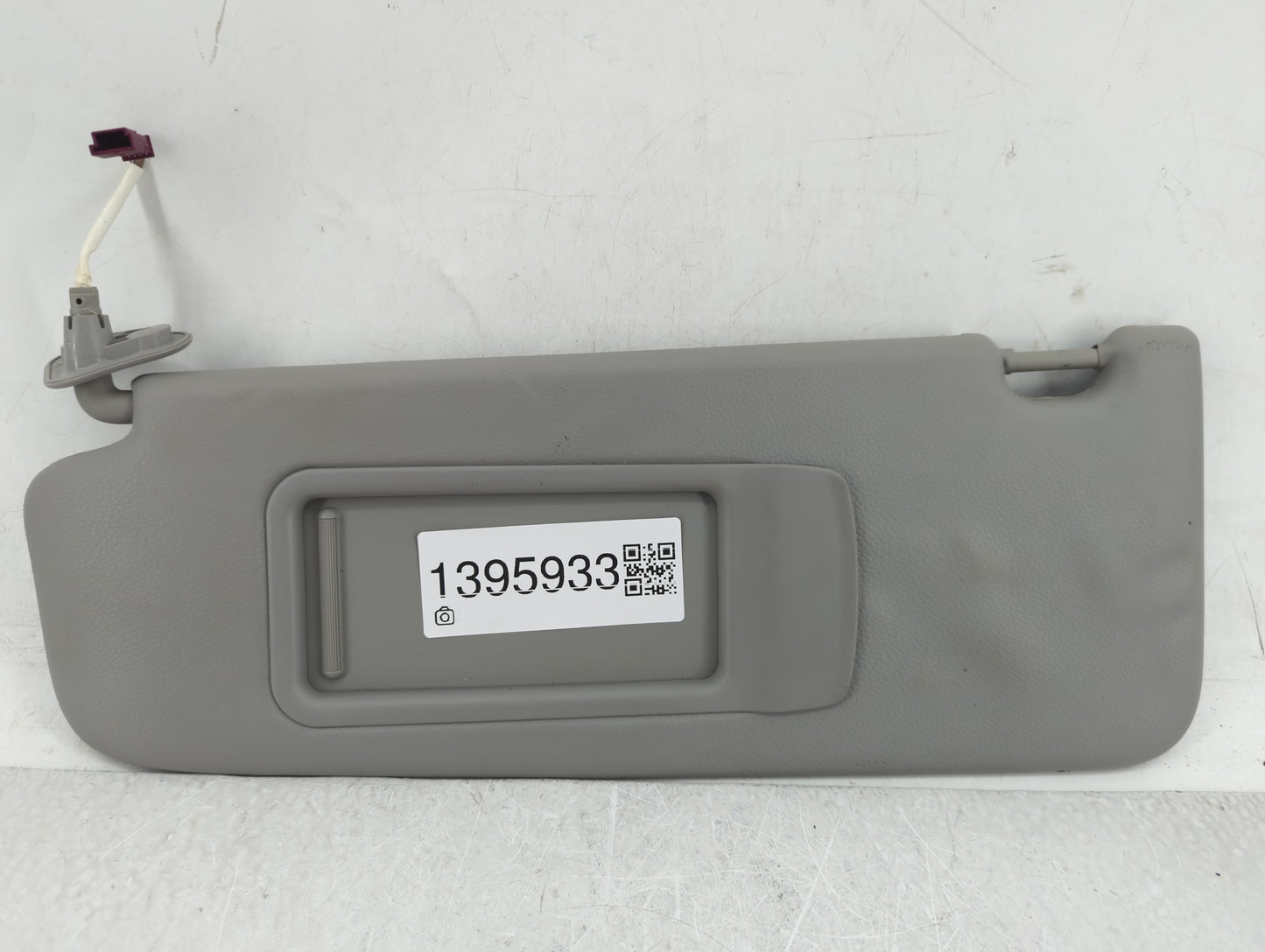 2007-2011 Bmw 328i Sun Visor Shade Replacement Driver Left Mirror Fits OEM Used Auto Parts - Oemusedautoparts1.com