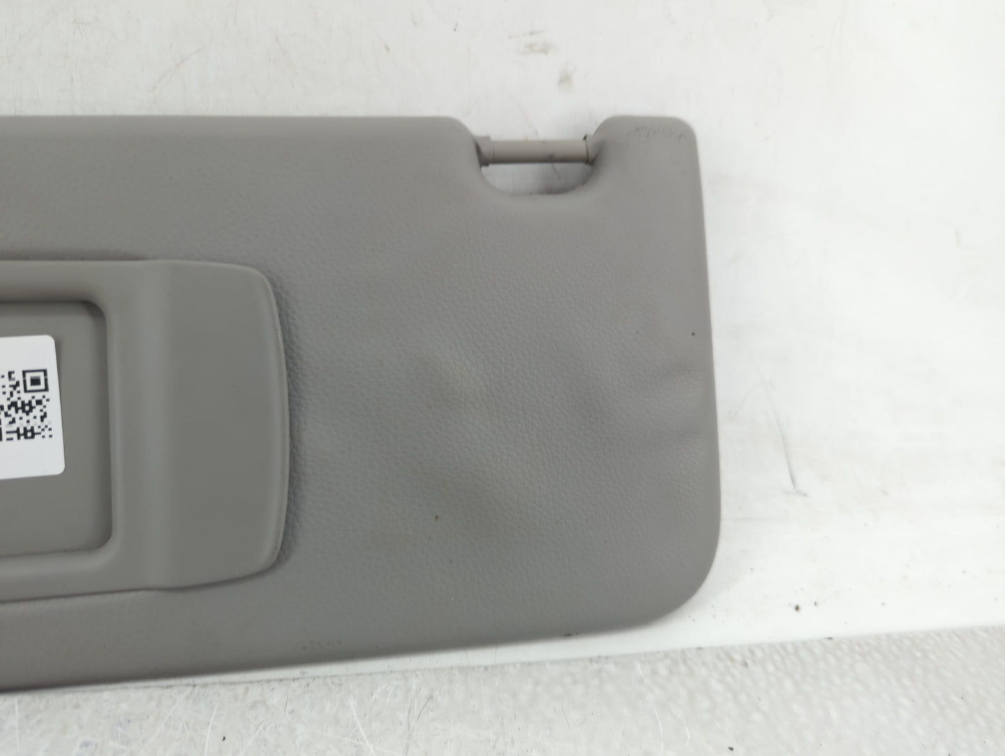 2007-2011 Bmw 328i Sun Visor Shade Replacement Driver Left Mirror Fits OEM Used Auto Parts - Oemusedautoparts1.com