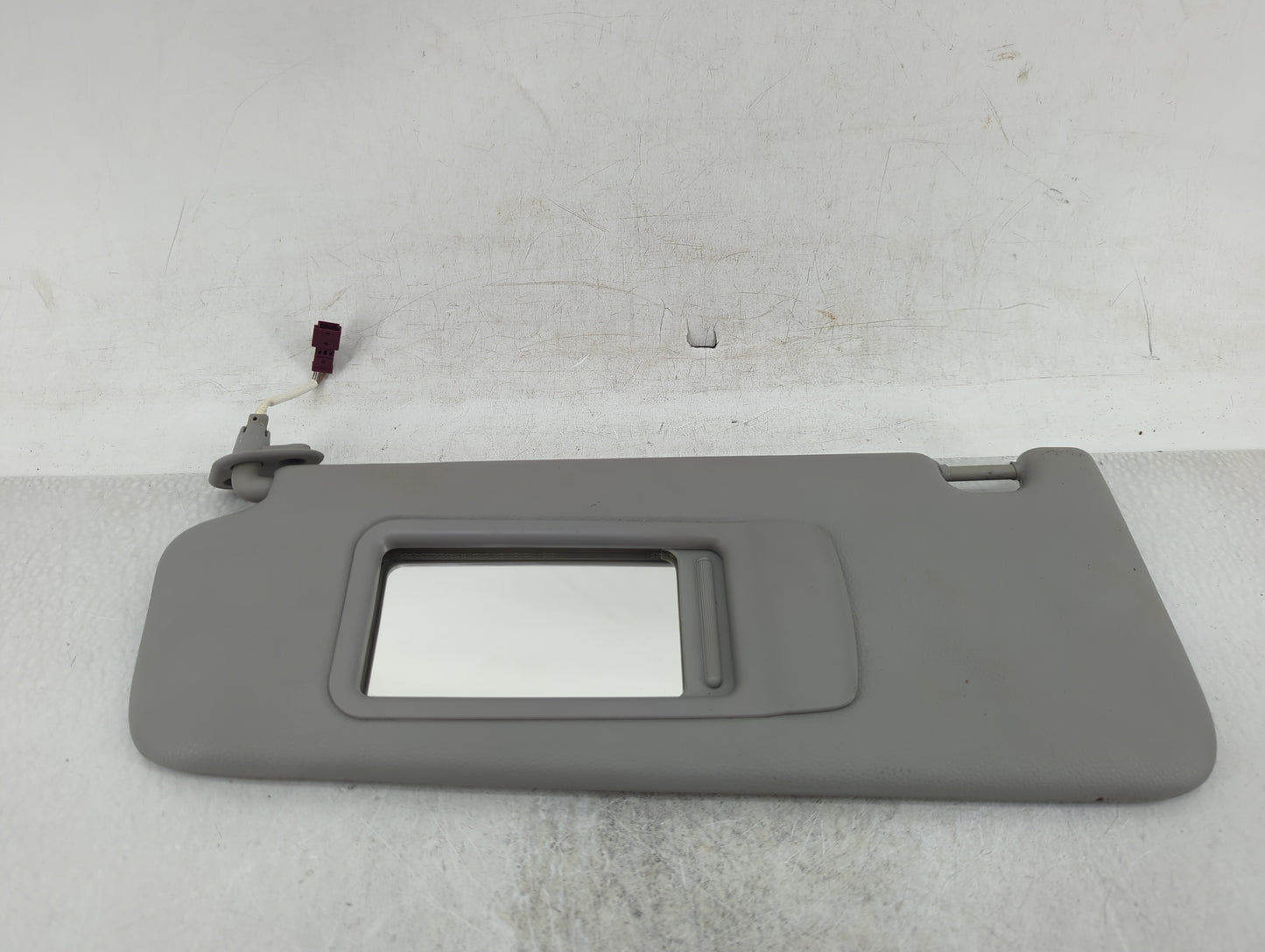 2007-2011 Bmw 328i Sun Visor Shade Replacement Driver Left Mirror Fits OEM Used Auto Parts - Oemusedautoparts1.com