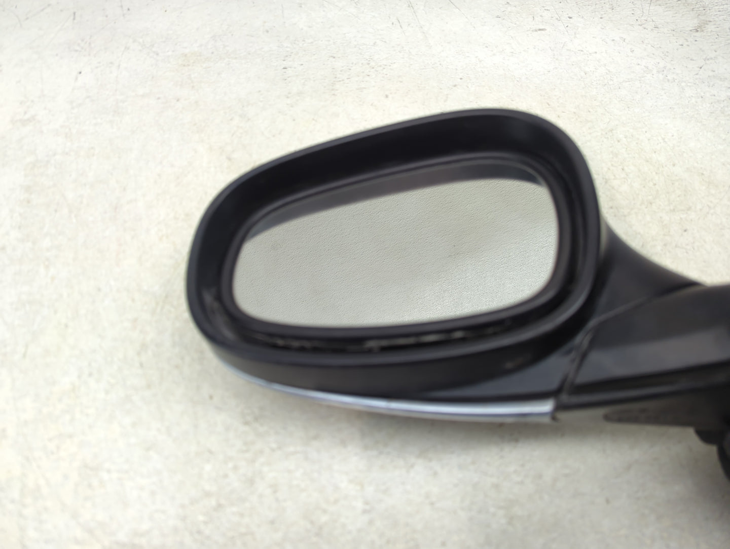 2009-2012 Bmw 328i Driver Side View Mirror - Left Door Mirror OEM Used - Oemusedautoparts1.com