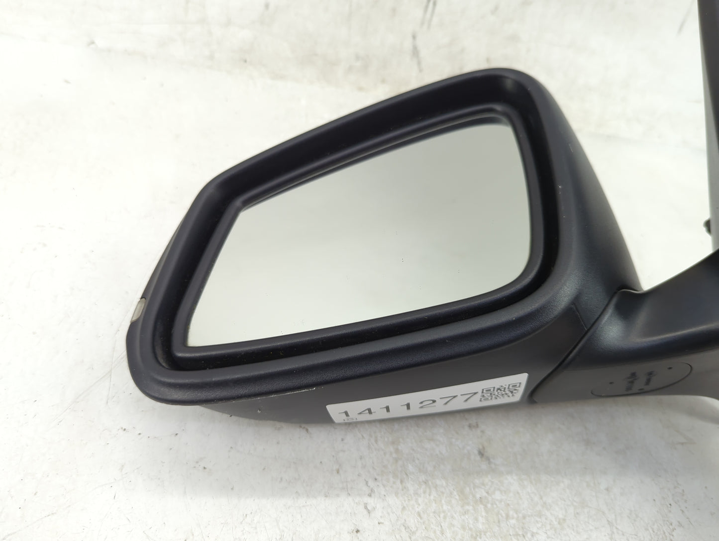 2013-2016 Bmw 328i Driver Side View Mirror - Left Door Mirror OEM Used - Oemusedautoparts1.com