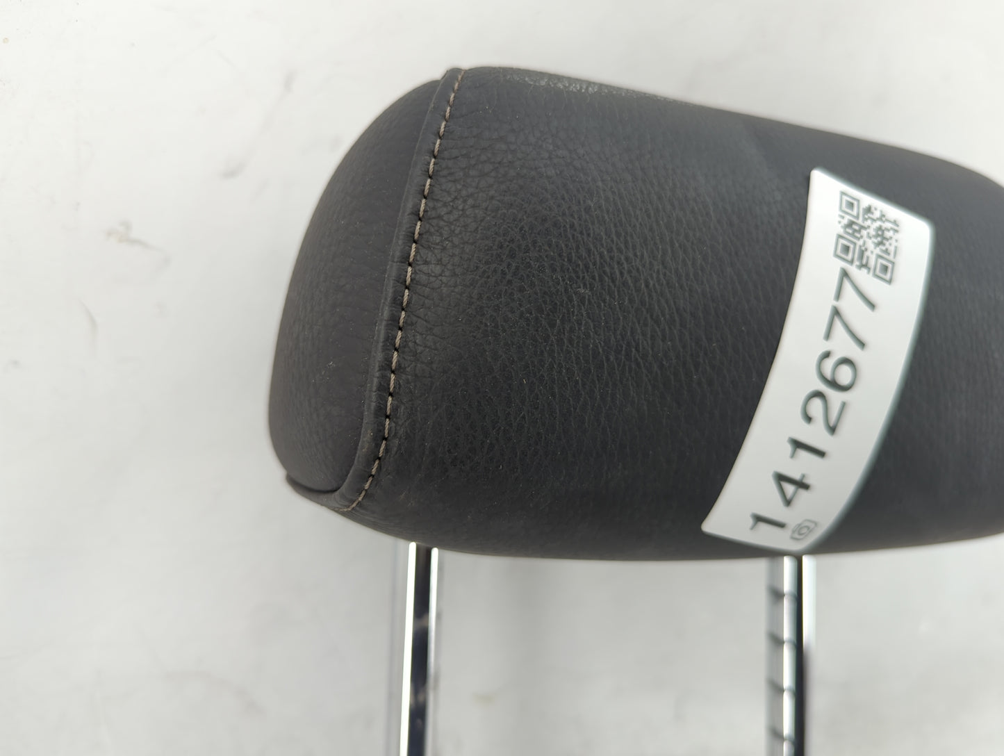 2007-2012 Bmw 328i Headrest Head Rest Rear Seat Fits Fits 2006 2007 2008 2009 2010 2011 2012 OEM Used Auto Parts - Oemusedau