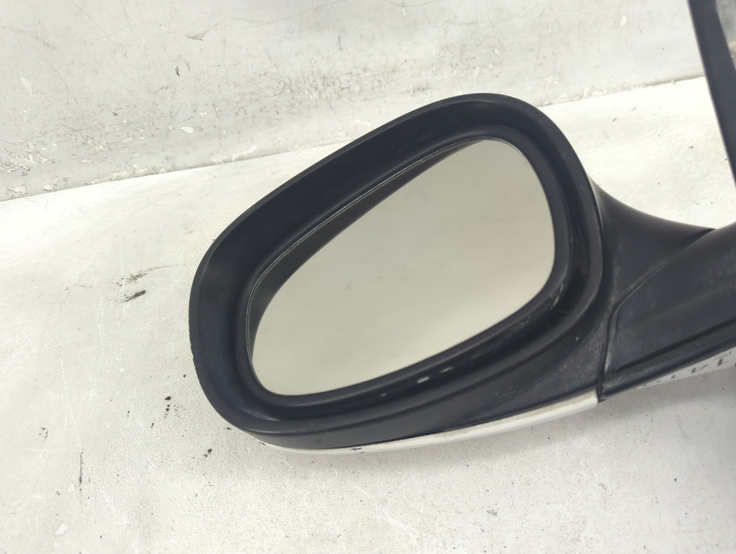 2009-2012 Bmw 328i Driver Side View Mirror - Left Door Mirror OEM Used - Oemusedautoparts1.com