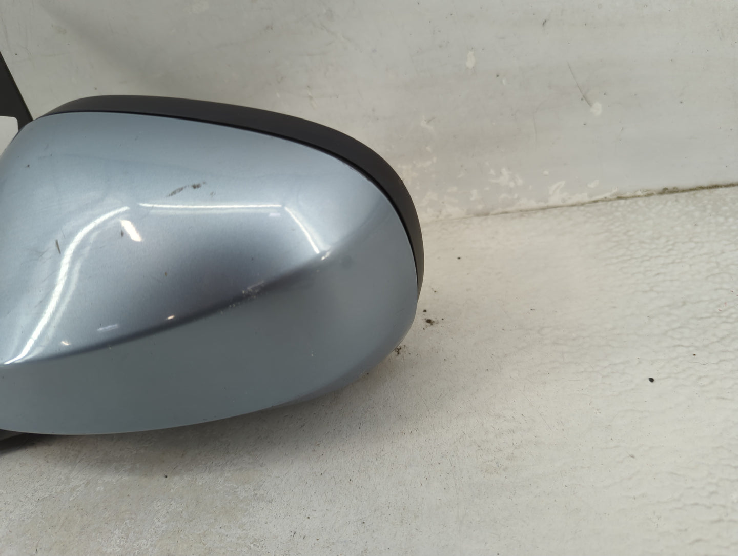 2010-2013 Bmw 328i Driver Side View Mirror - Left Door Mirror OEM Used - Oemusedautoparts1.com