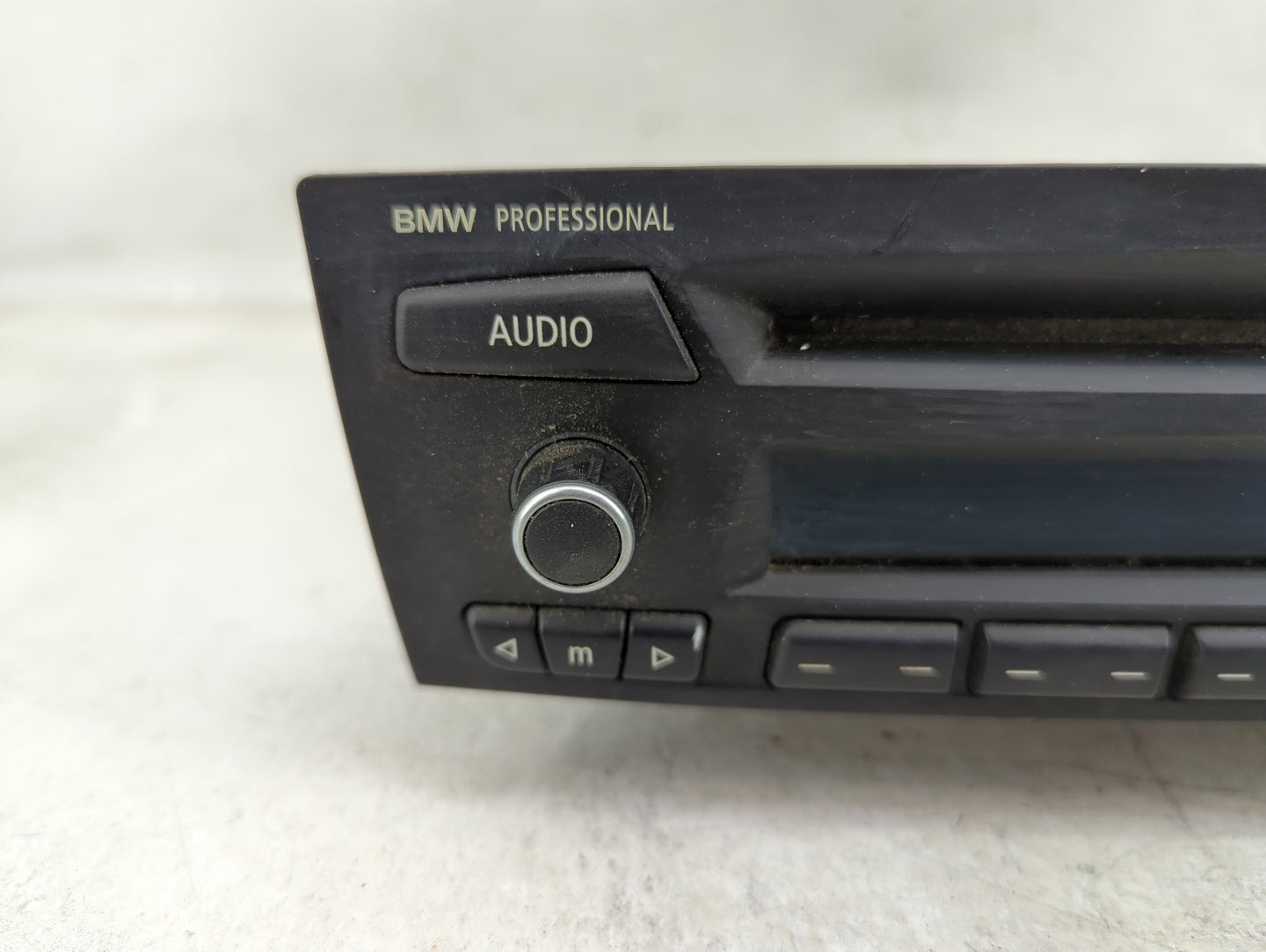 2010-2013 Bmw 328i Radio AM FM Cd Player Receiver Replacement P/N:132640 10 6512 9258179-01 Fits OEM Used Auto Parts - Oemus