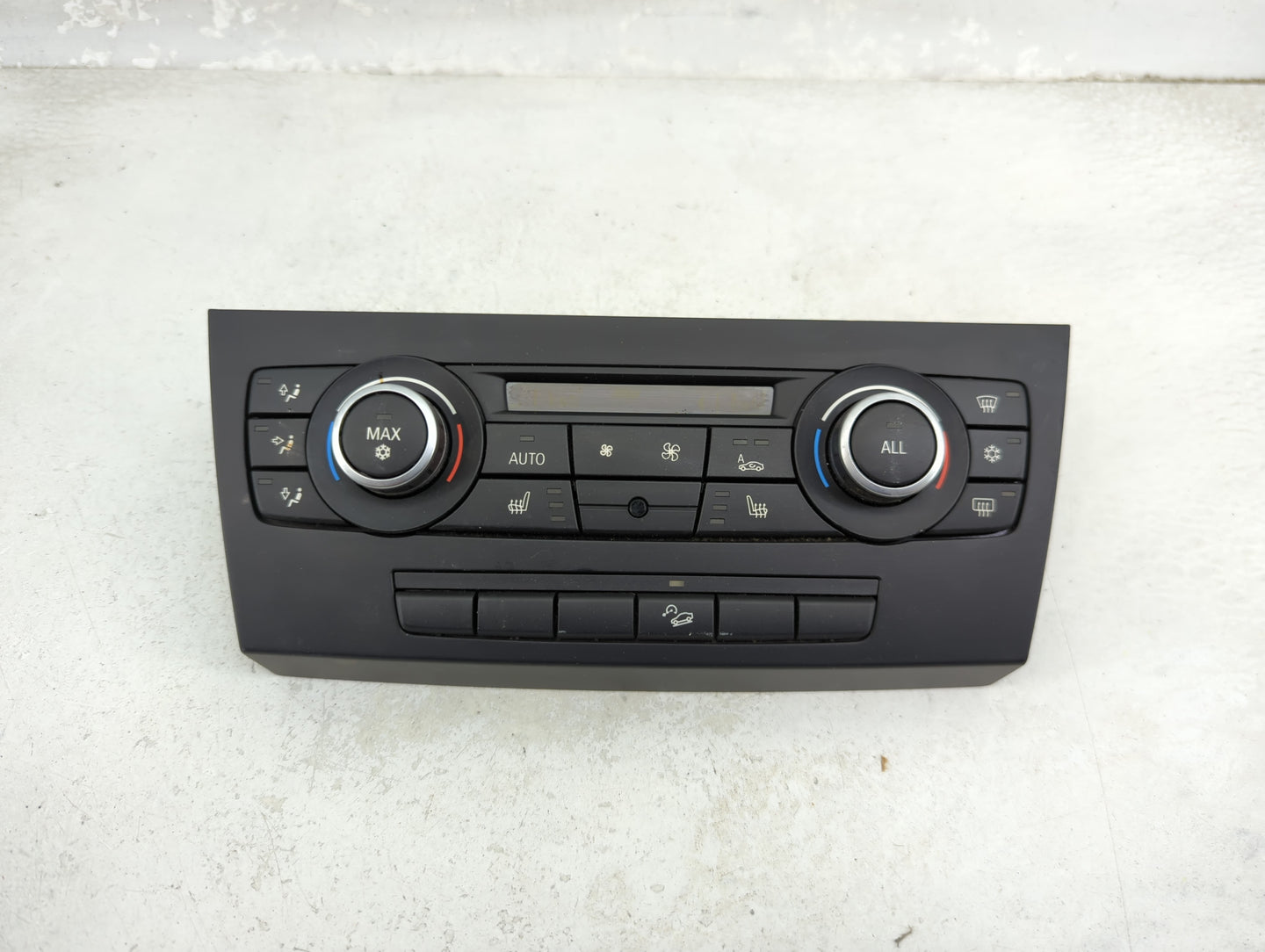 2010-2012 Bmw 328i Climate Control Module Temperature AC/Heater Replacement P/N:9250393-01 Fits Fits 2010 2011 2012 2013 201