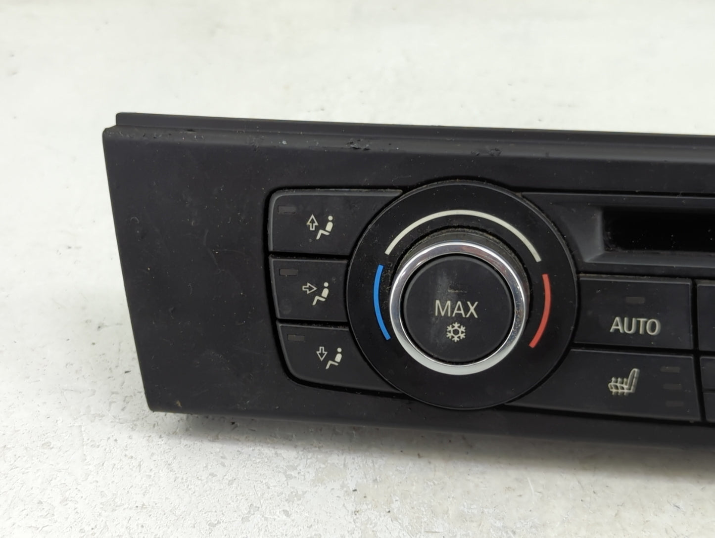 2011-2013 Bmw 328i Climate Control Module Temperature AC/Heater Replacement P/N:9250395-01 Fits Fits 2011 2012 2013 OEM Used