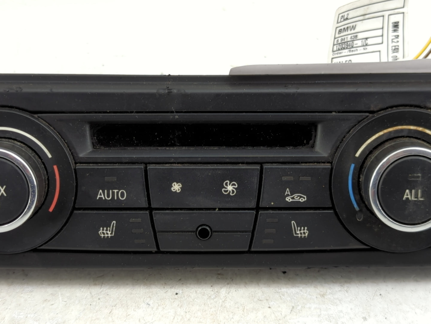 2011-2013 Bmw 328i Climate Control Module Temperature AC/Heater Replacement P/N:9250395-01 Fits Fits 2011 2012 2013 OEM Used