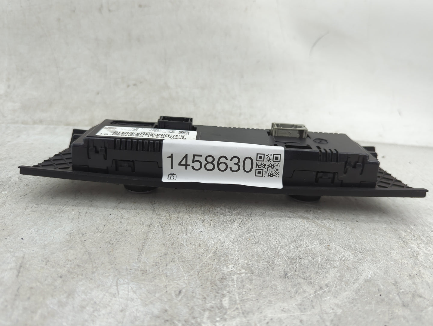 2011-2013 Bmw 328i Climate Control Module Temperature AC/Heater Replacement P/N:9250395-01 Fits Fits 2011 2012 2013 OEM Used