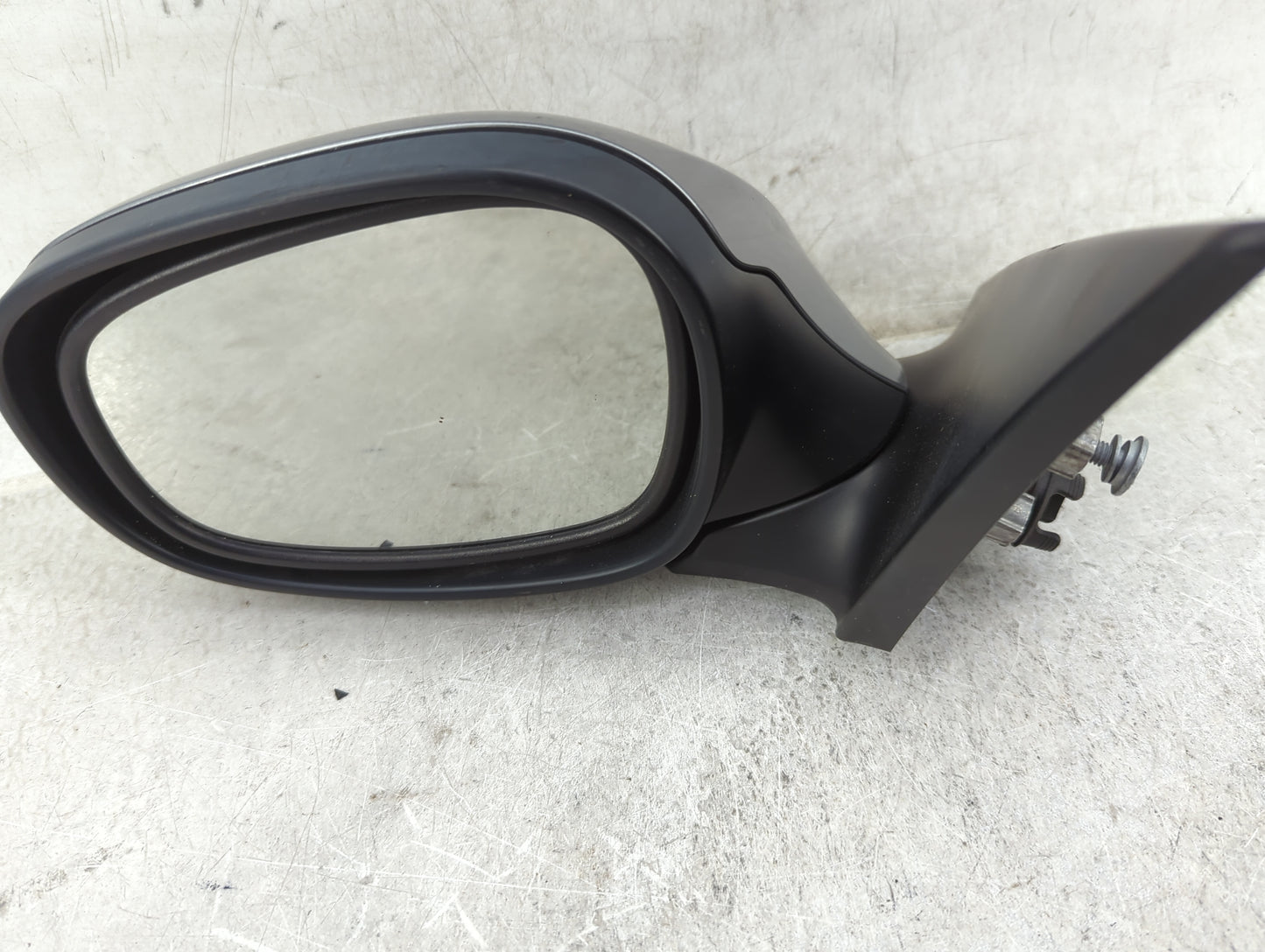2010-2013 Bmw 328i Driver Side View Mirror - Left Door Mirror OEM Used - Oemusedautoparts1.com