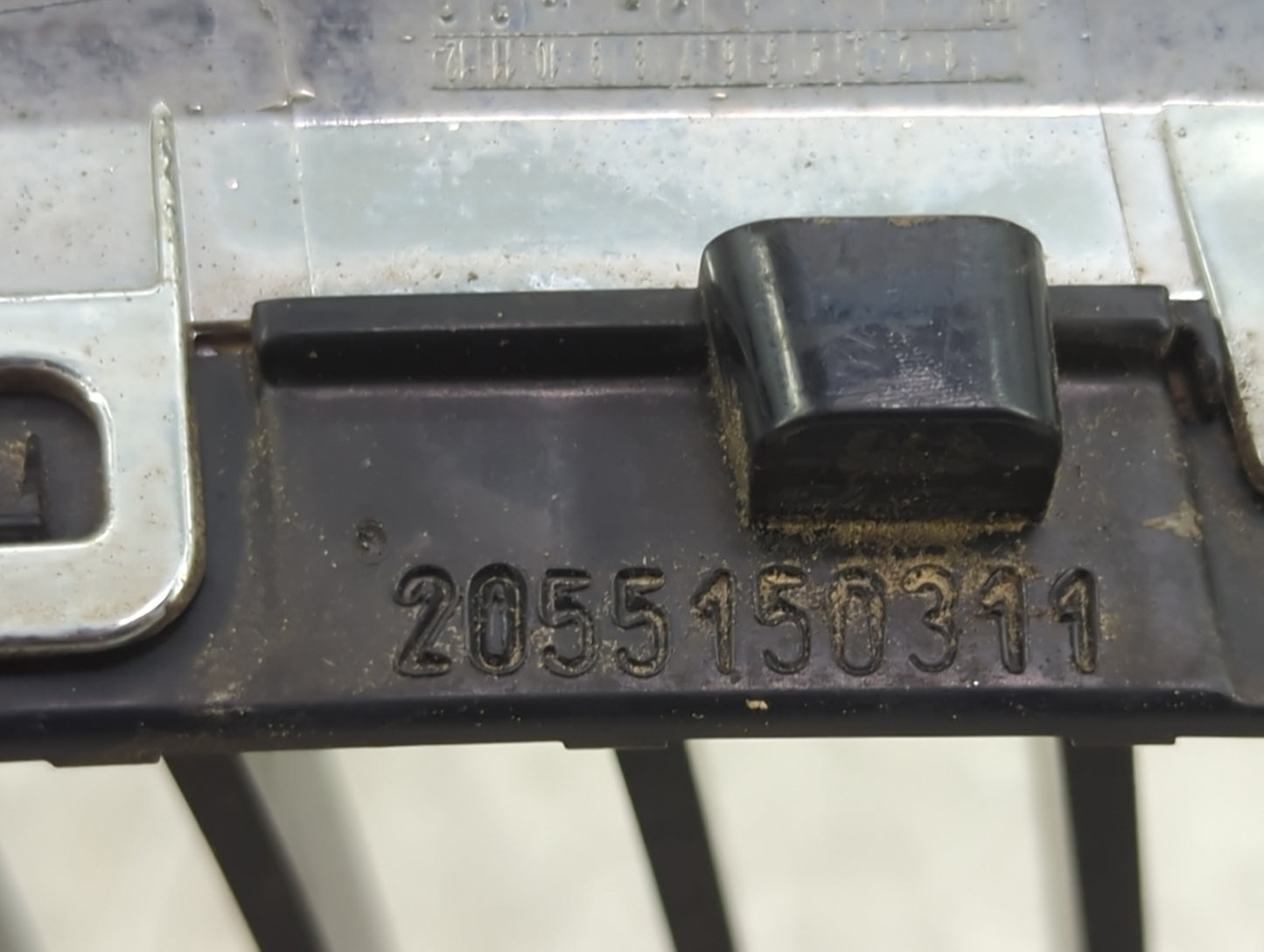2011-2013 Bmw 328i Front Grille Bumper Not Included 1459656 - Oemusedautoparts1.com