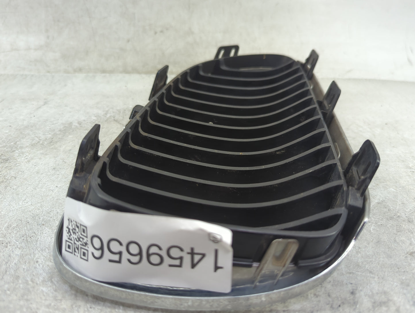 2011-2013 Bmw 328i Front Grille Bumper Not Included 1459656 - Oemusedautoparts1.com