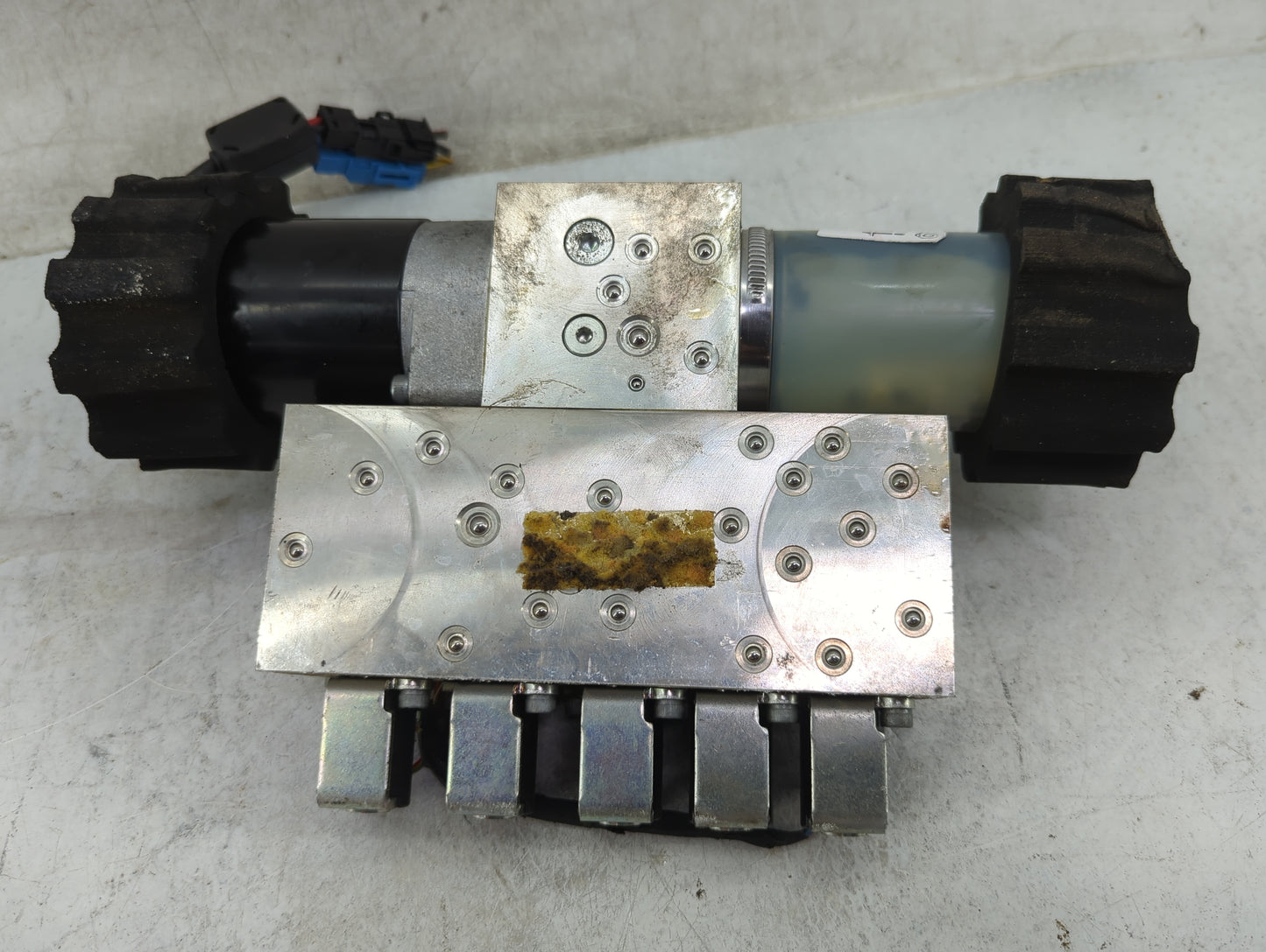2007-2013 Bmw 328i Convertible Lift Motor - Oemusedautoparts1.com