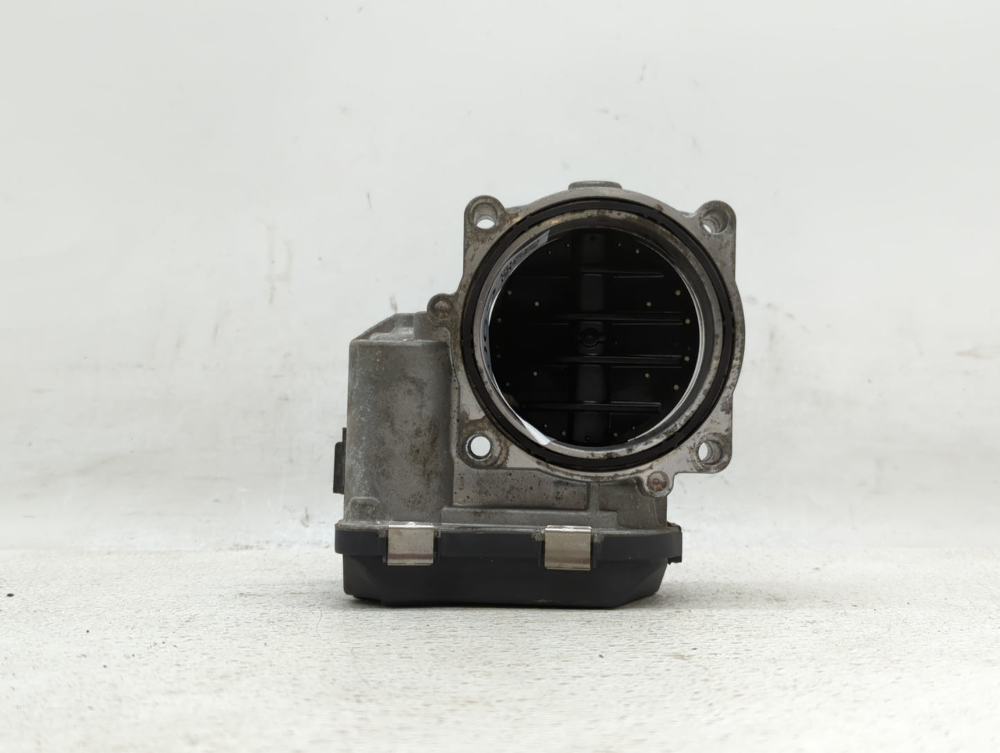2007-2013 Bmw 328i Throttle Body P/N:1354 7556118-03 1354 7556118-04, 1354 7559118-04 Fits Fits 2007 2008 2009 2010 2011 201