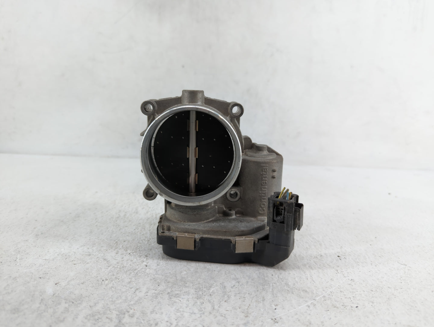 2007-2013 Bmw 328i Throttle Body P/N:1354 7556118-03 1354 7556118-04, 12394 04610 Fits Fits 2007 2008 2009 2010 2011 2012 20