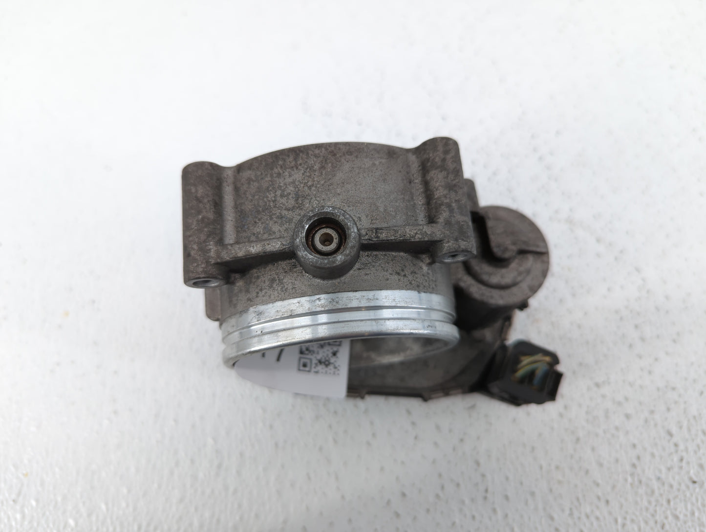 2007-2013 Bmw 328i Throttle Body P/N:7556118-01 1354 7556118-03, 1354 7556118-04 Fits Fits 2007 2008 2009 2010 2011 2012 201