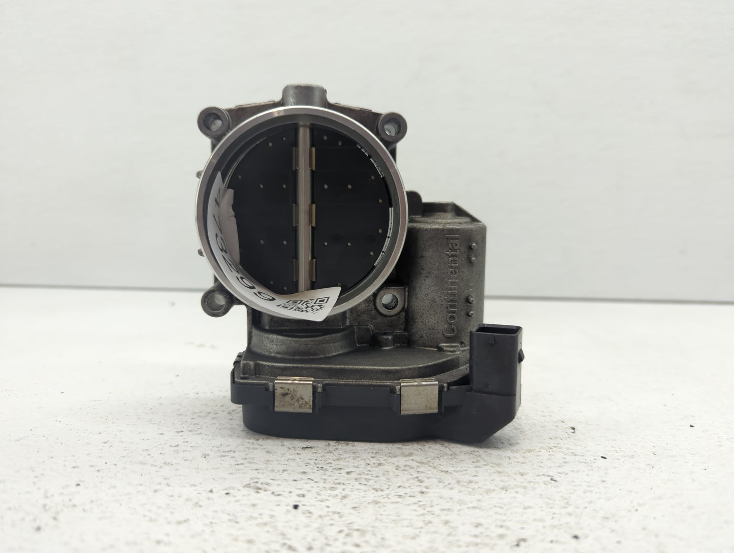2007-2013 Bmw 328i Throttle Body P/N:1354 7556118-04 1354 7556118-03 Fits Fits 2007 2008 2009 2010 2011 2012 2013 OEM Used A