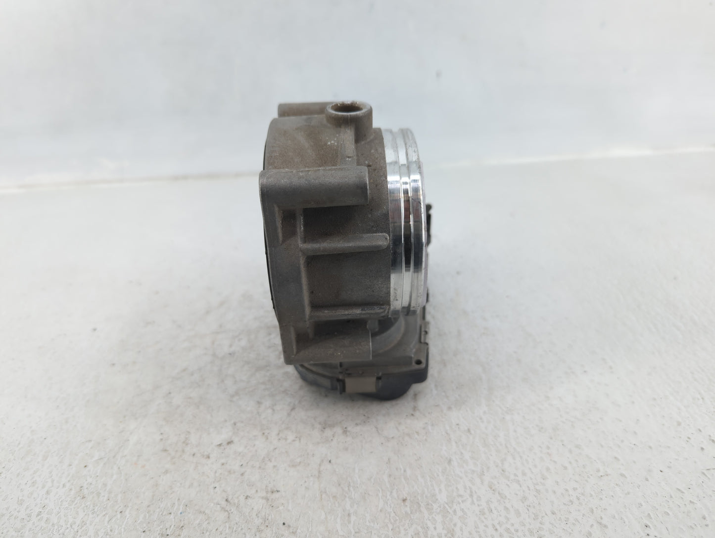 2007-2013 Bmw 328i Throttle Body P/N:1354 7556118-04 Fits Fits 2007 2008 2009 2010 2011 2012 2013 OEM Used Auto Parts - Oemu