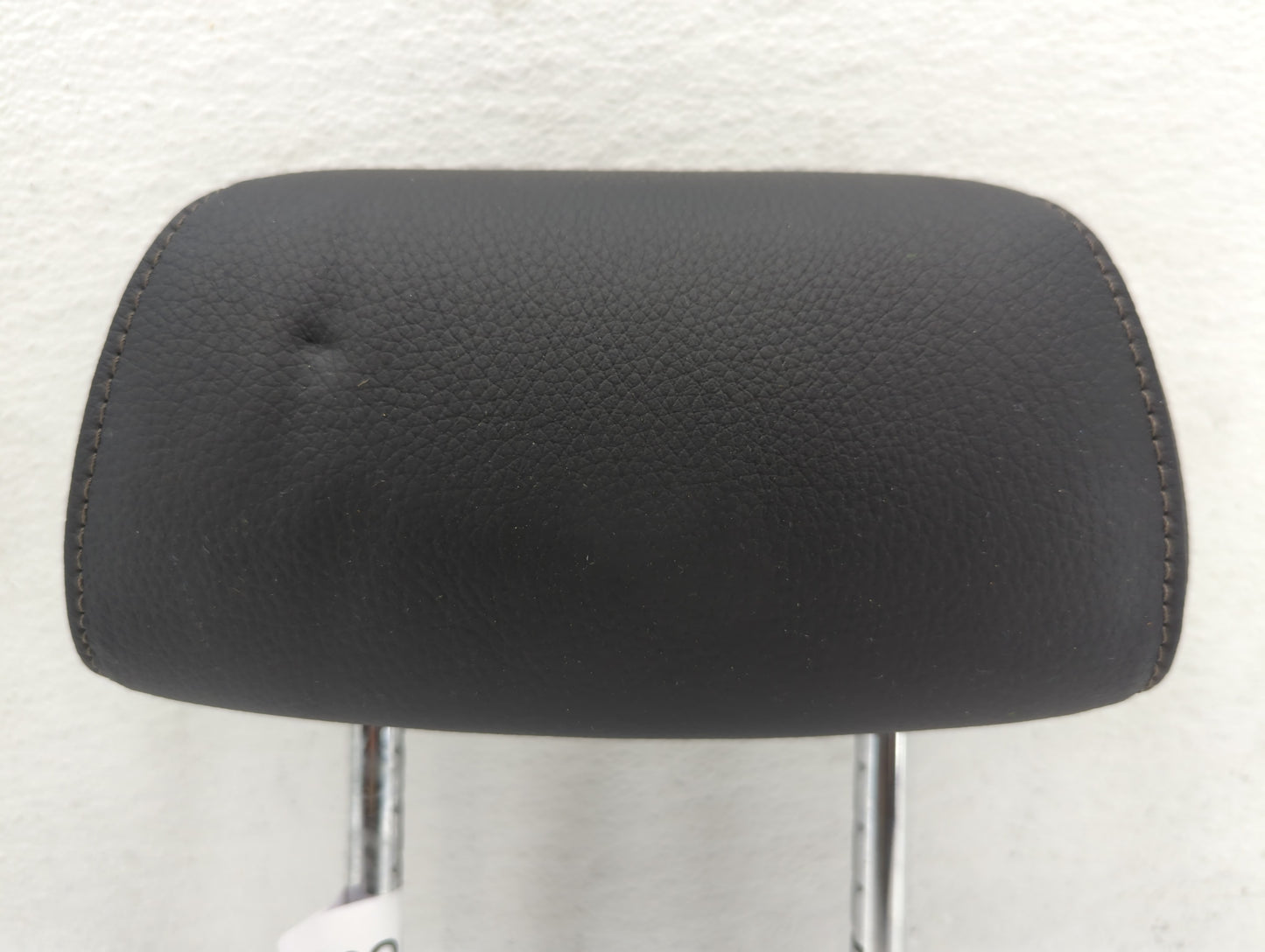 2007-2013 Bmw 328i Headrest Head Rest Front Driver Passenger Seat Fits Fits 2007 2008 2009 2010 2011 2012 2013 OEM Used Auto