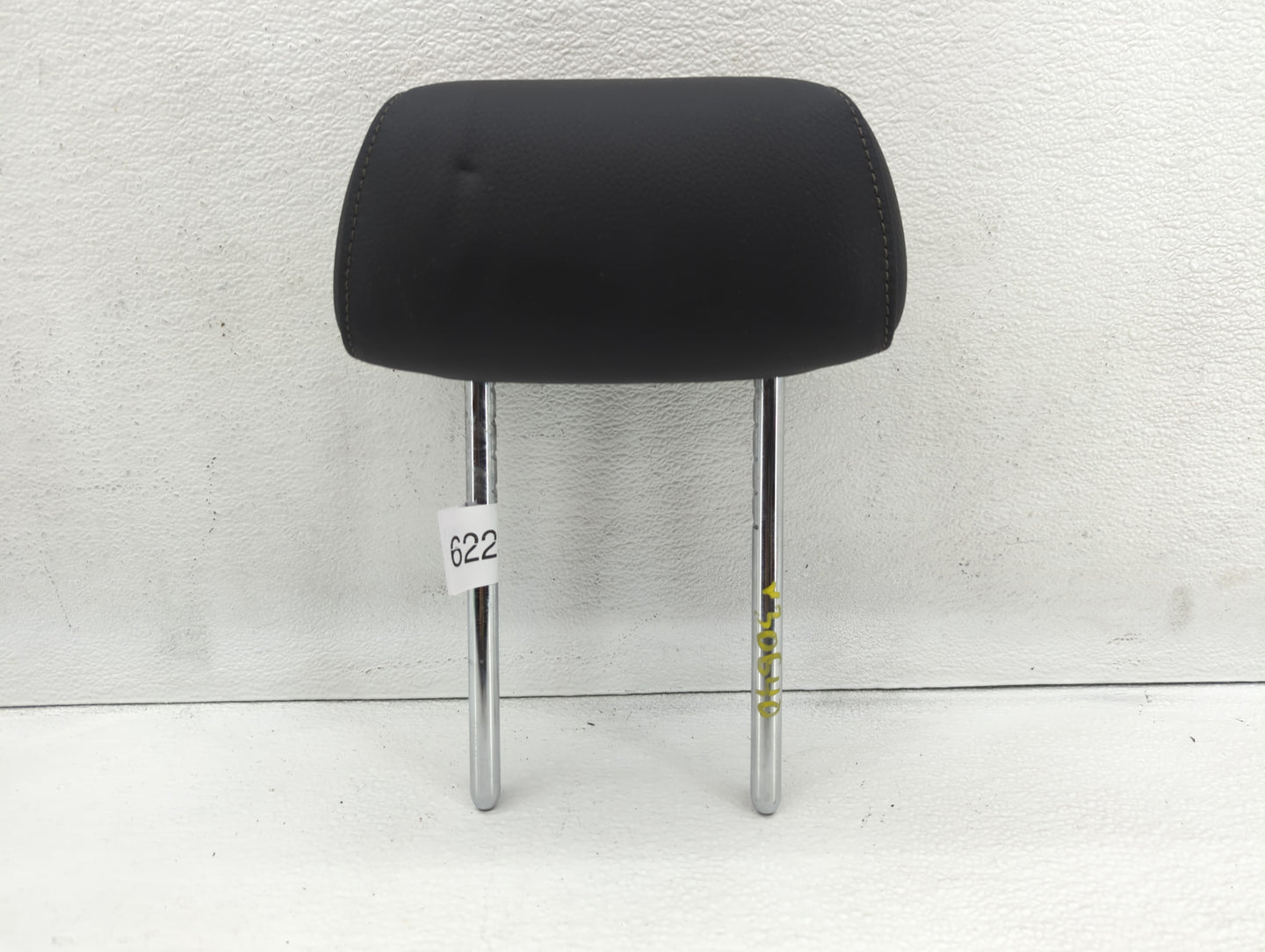 2007-2013 Bmw 328i Headrest Head Rest Front Driver Passenger Seat Fits Fits 2007 2008 2009 2010 2011 2012 2013 OEM Used Auto