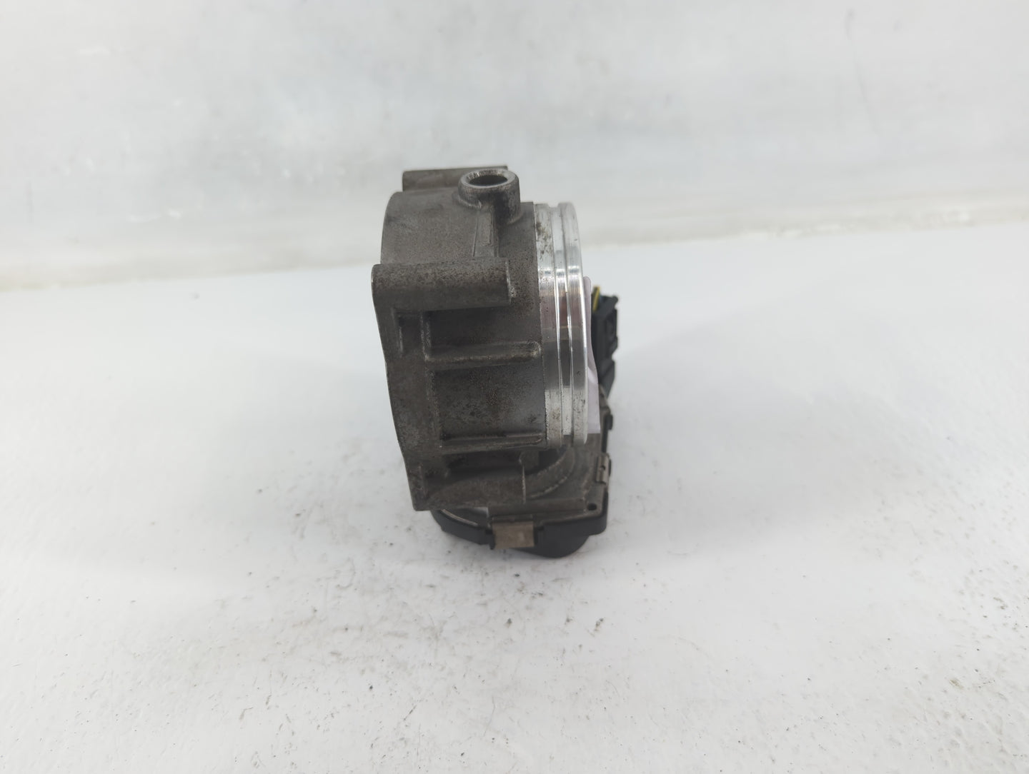 2007-2013 Bmw 328i Throttle Body P/N:A2C53356722 1354 7556118-04 Fits Fits 2007 2008 2009 2010 2011 2012 2013 OEM Used Auto 