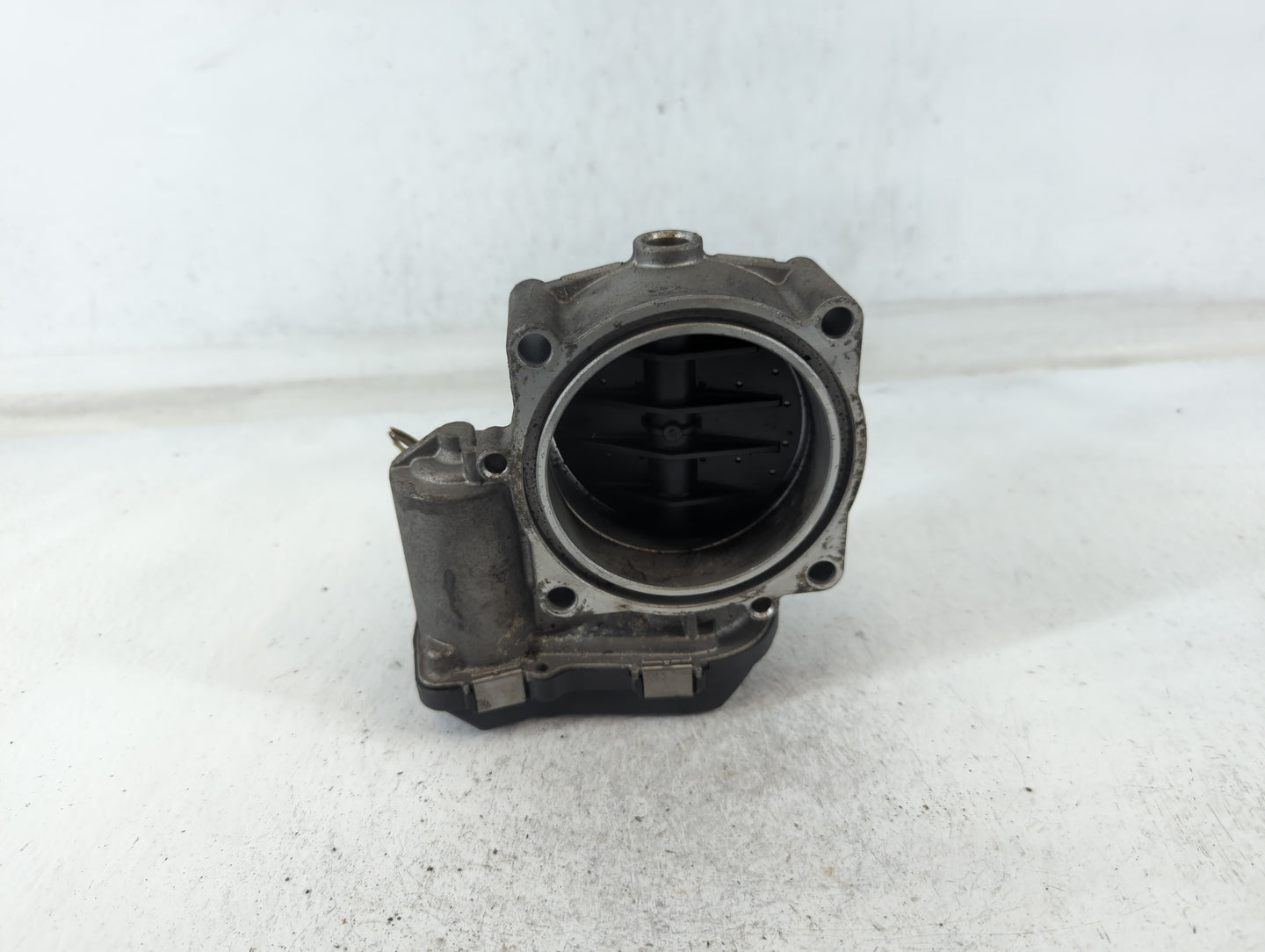 2007-2013 Bmw 328i Throttle Body P/N:A2C53356722 13547556118-04 Fits Fits 2007 2008 2009 2010 2011 2012 2013 OEM Used Auto P