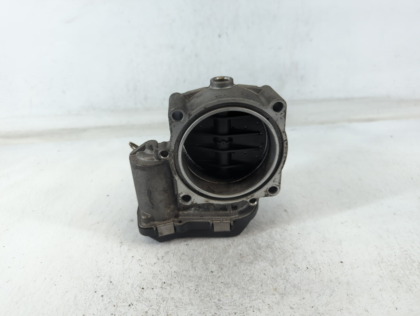 2007-2013 Bmw 328i Throttle Body P/N:A2C53356722 13547556118-04 Fits Fits 2007 2008 2009 2010 2011 2012 2013 OEM Used Auto P