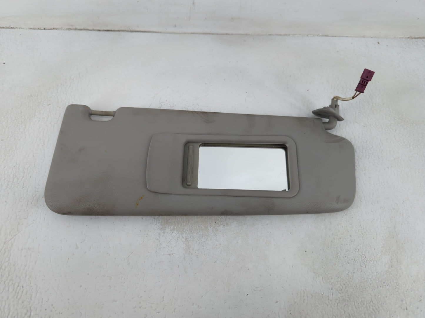 2007-2011 Bmw 328i Sun Visor Shade Replacement Passenger Right Mirror Fits OEM Used Auto Parts - Oemusedautoparts1.com