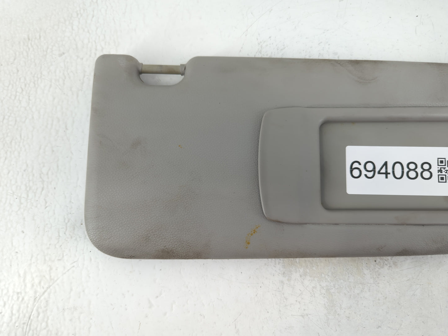2007-2011 Bmw 328i Sun Visor Shade Replacement Passenger Right Mirror Fits OEM Used Auto Parts - Oemusedautoparts1.com