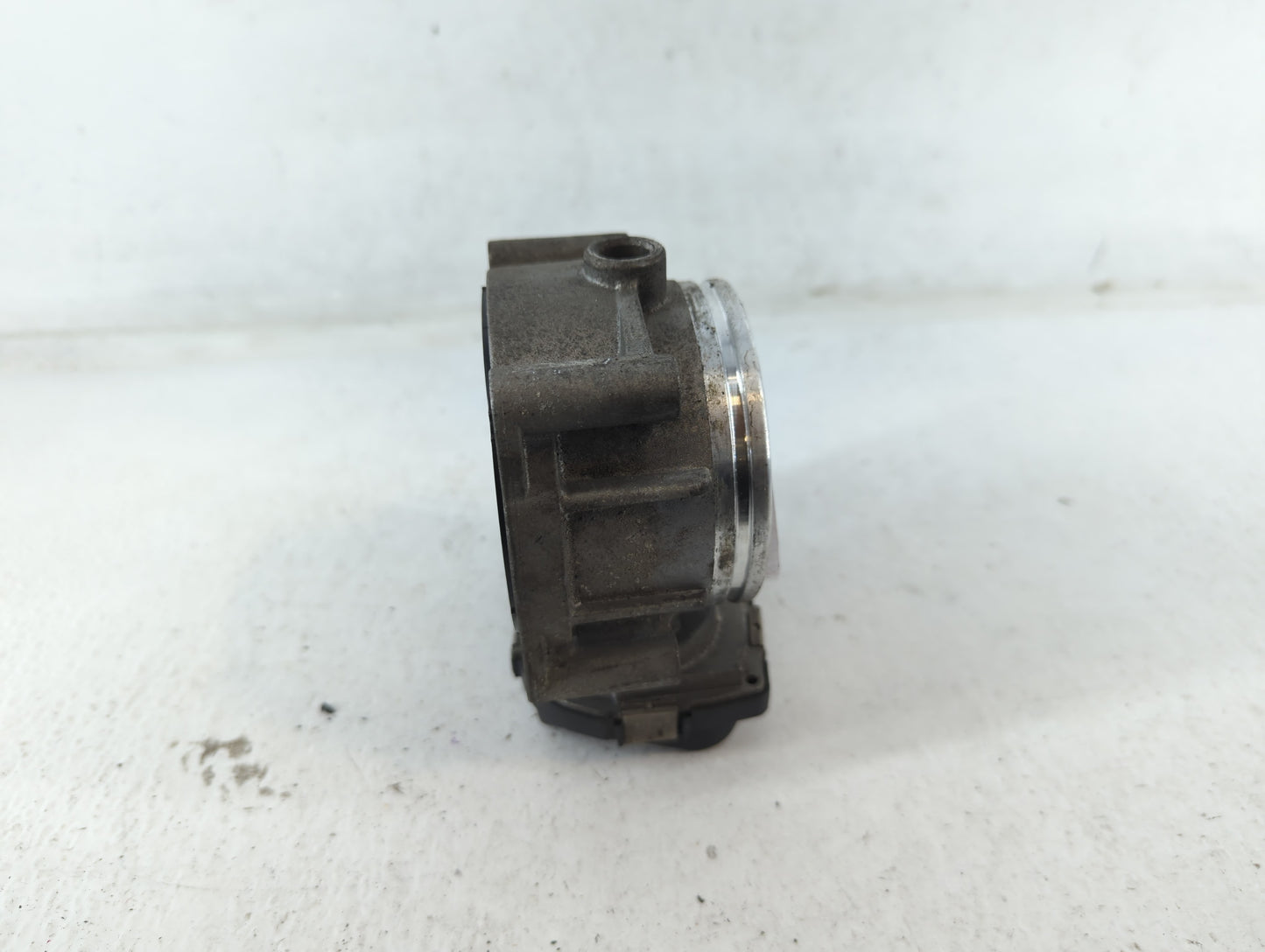 2007-2013 Bmw 328i Throttle Body P/N:A2C53356722 1354 7556118-04 Fits Fits 2007 2008 2009 2010 2011 2012 2013 OEM Used Auto 