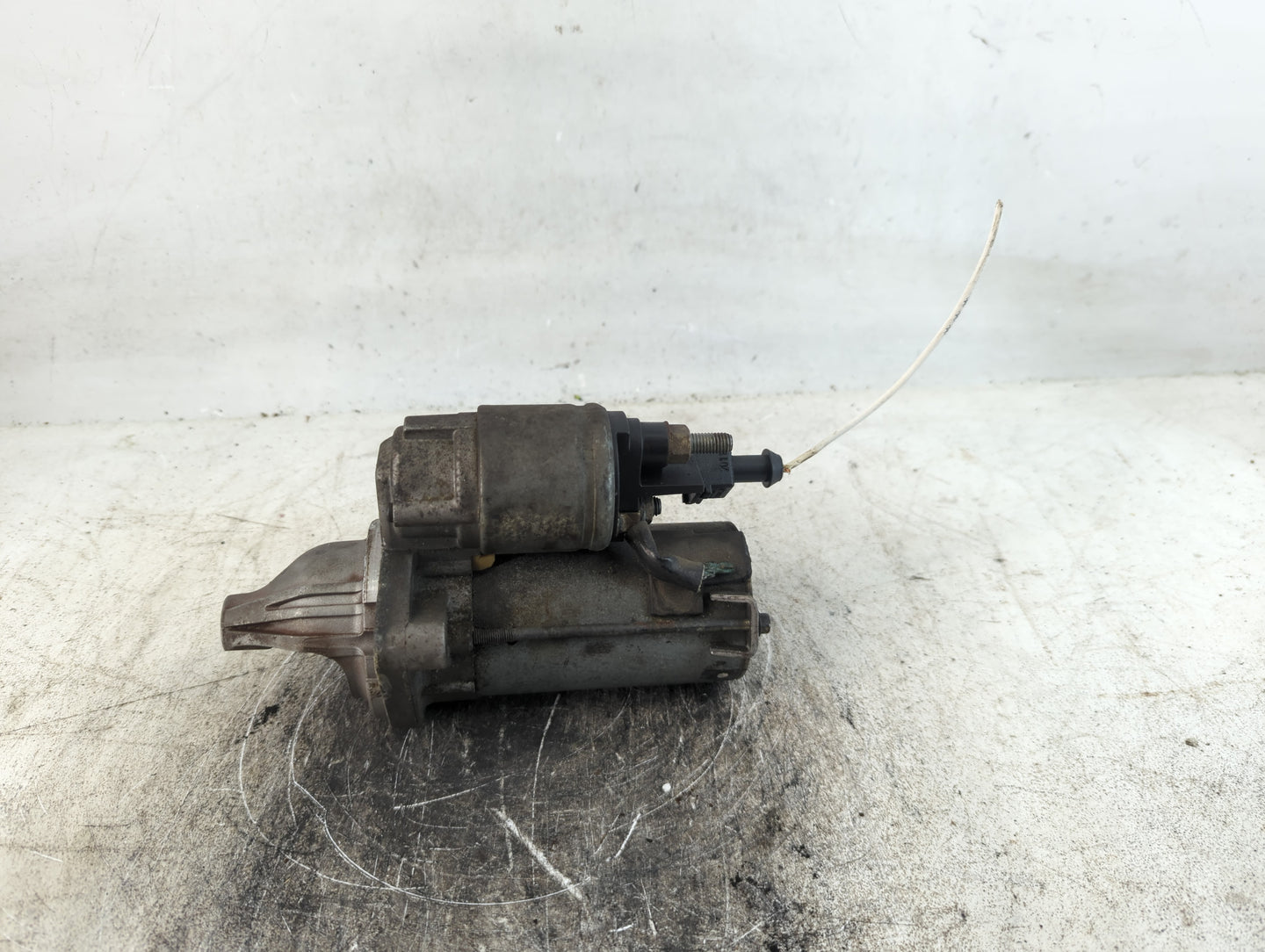 2011-2013 Bmw 328i Car Starter Motor Solenoid OEM P/N:TS12E36 7 616 500-01 Fits Fits 2011 2012 2013 2014 2015 2016 OEM Used 