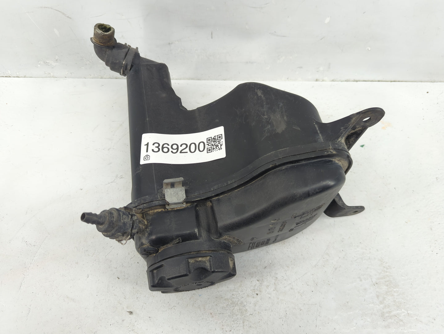Bmw 328i Xdrive Radiator Coolant Overflow Expansion Tank Bottle 1369200 - Oemusedautoparts1.com