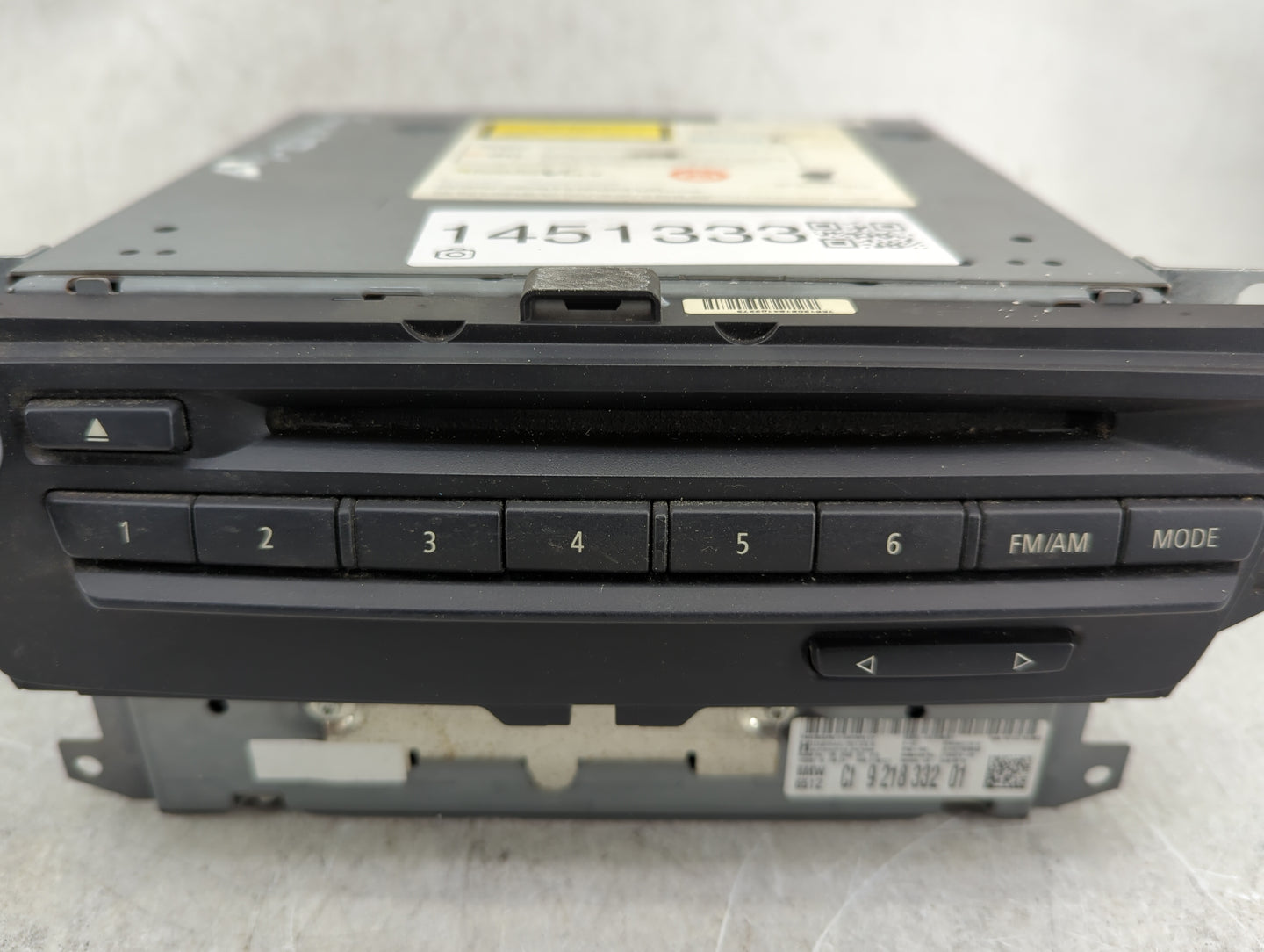 2011 Bmw 335 Radio AM FM Cd Player Receiver Replacement P/N:9218332 9583C-0A7906091 Fits OEM Used Auto Parts - Oemusedautopa