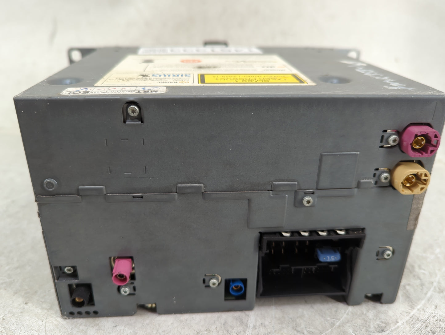 2011 Bmw 335 Radio AM FM Cd Player Receiver Replacement P/N:9218332 9583C-0A7906091 Fits OEM Used Auto Parts - Oemusedautopa