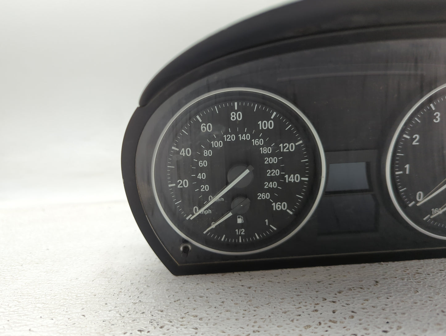 2011 Bmw 335 Instrument Cluster Speedometer Gauges P/N:9242370-01 14369510, IK924237001S, A2C53418509 Fits Fits 2012 2013 OE