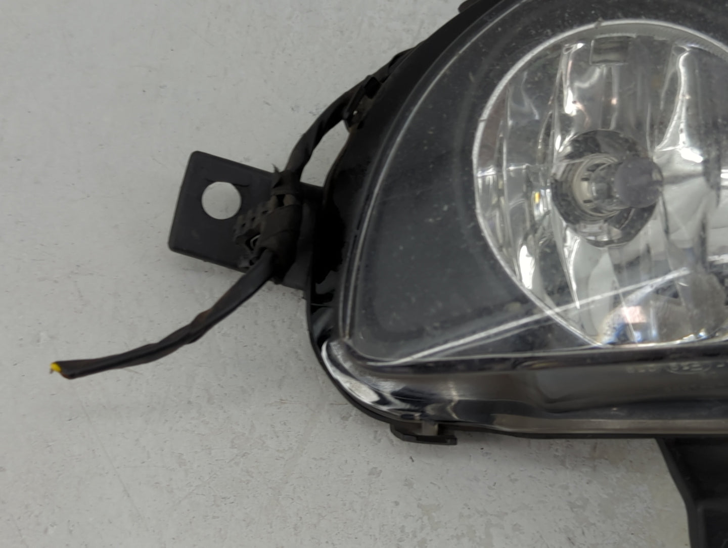 Bmw 335 Driver Left Oem Fog Light Lamp Black 1454545 - Oemusedautoparts1.com