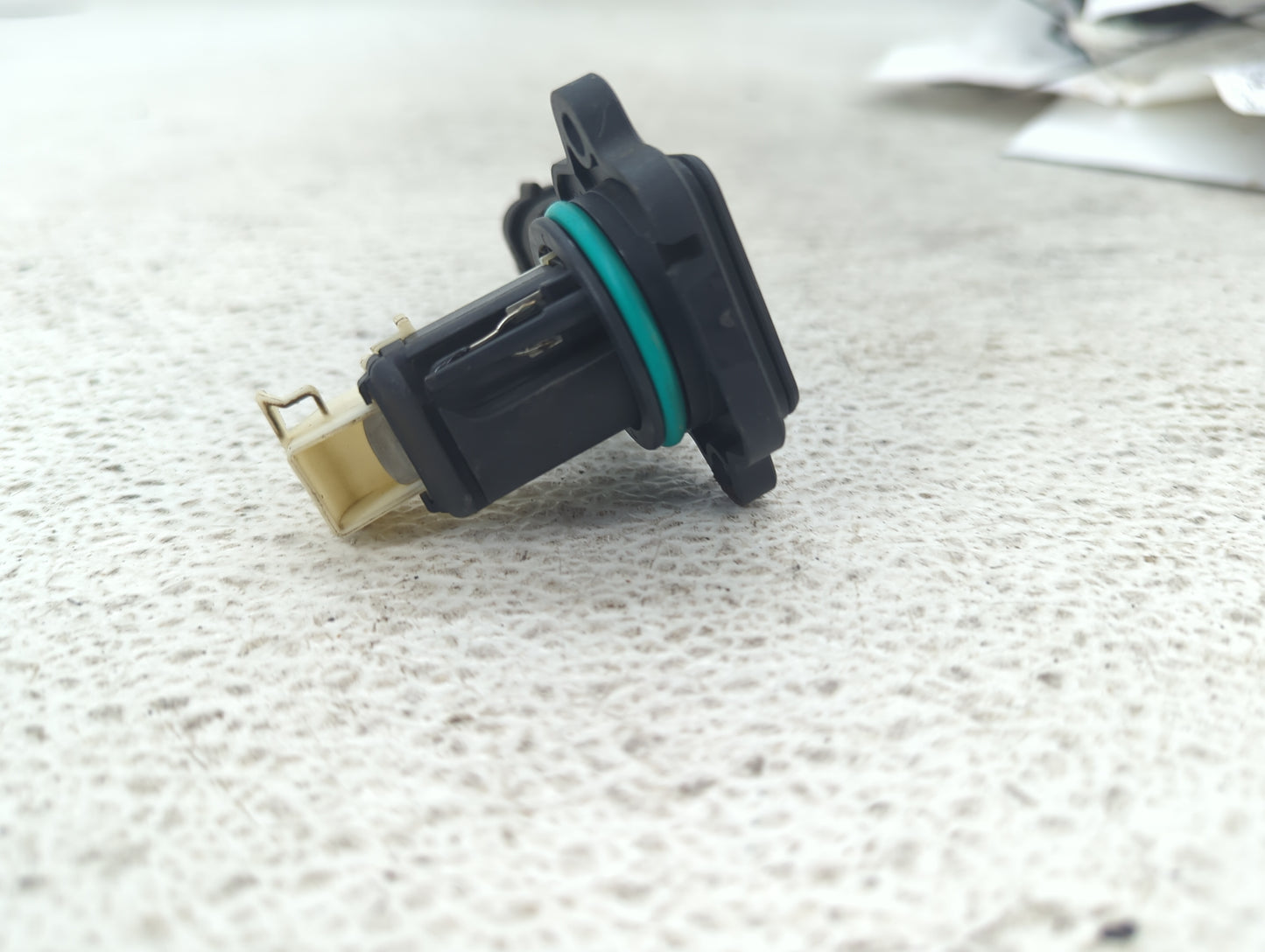 Bmw 335 Mass Air Flow Meter Maf 1486068 - Oemusedautoparts1.com
